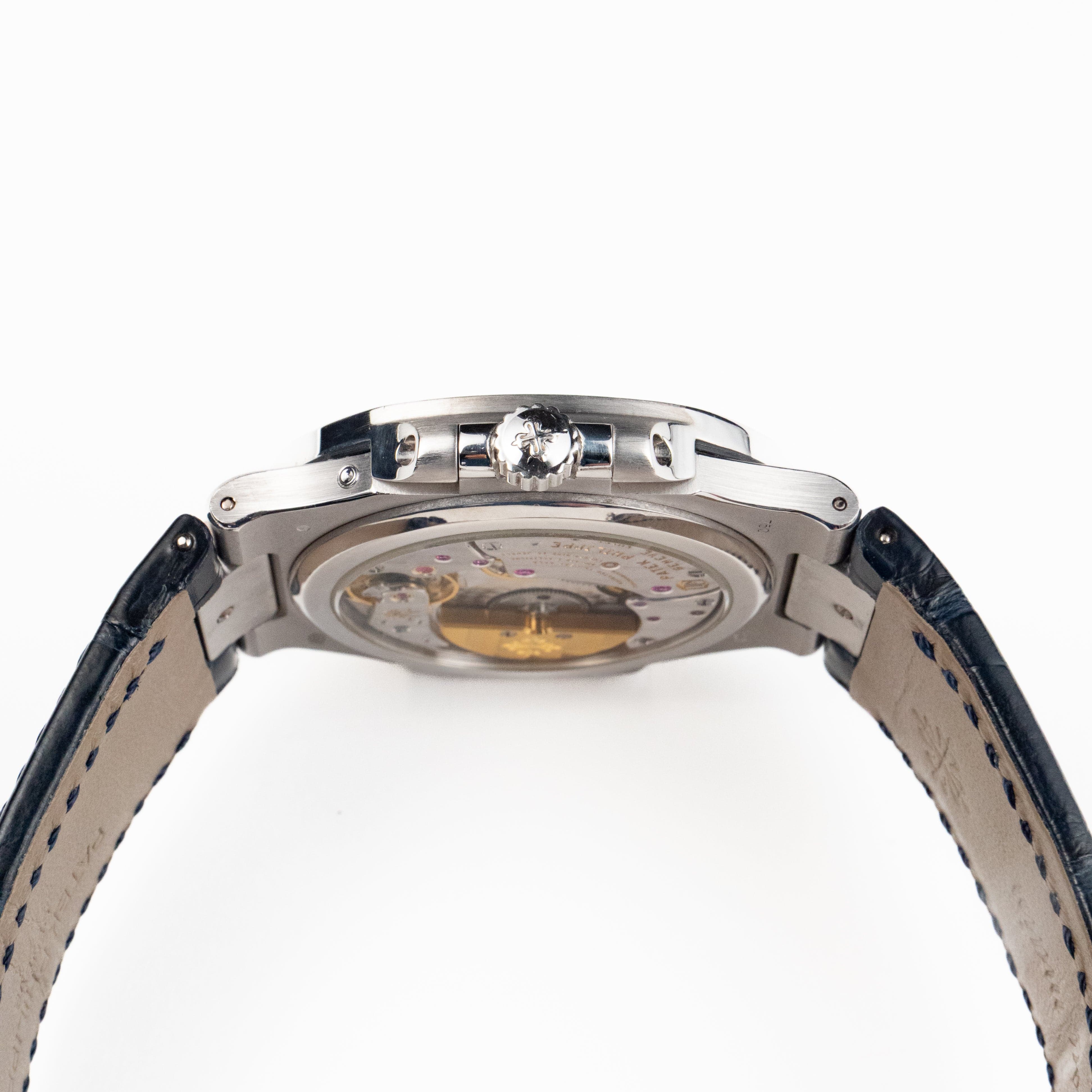 Patek Philippe Nautilus 5724G-001 White Gold Blue Diamond Dial Diamond Bezel (2017)