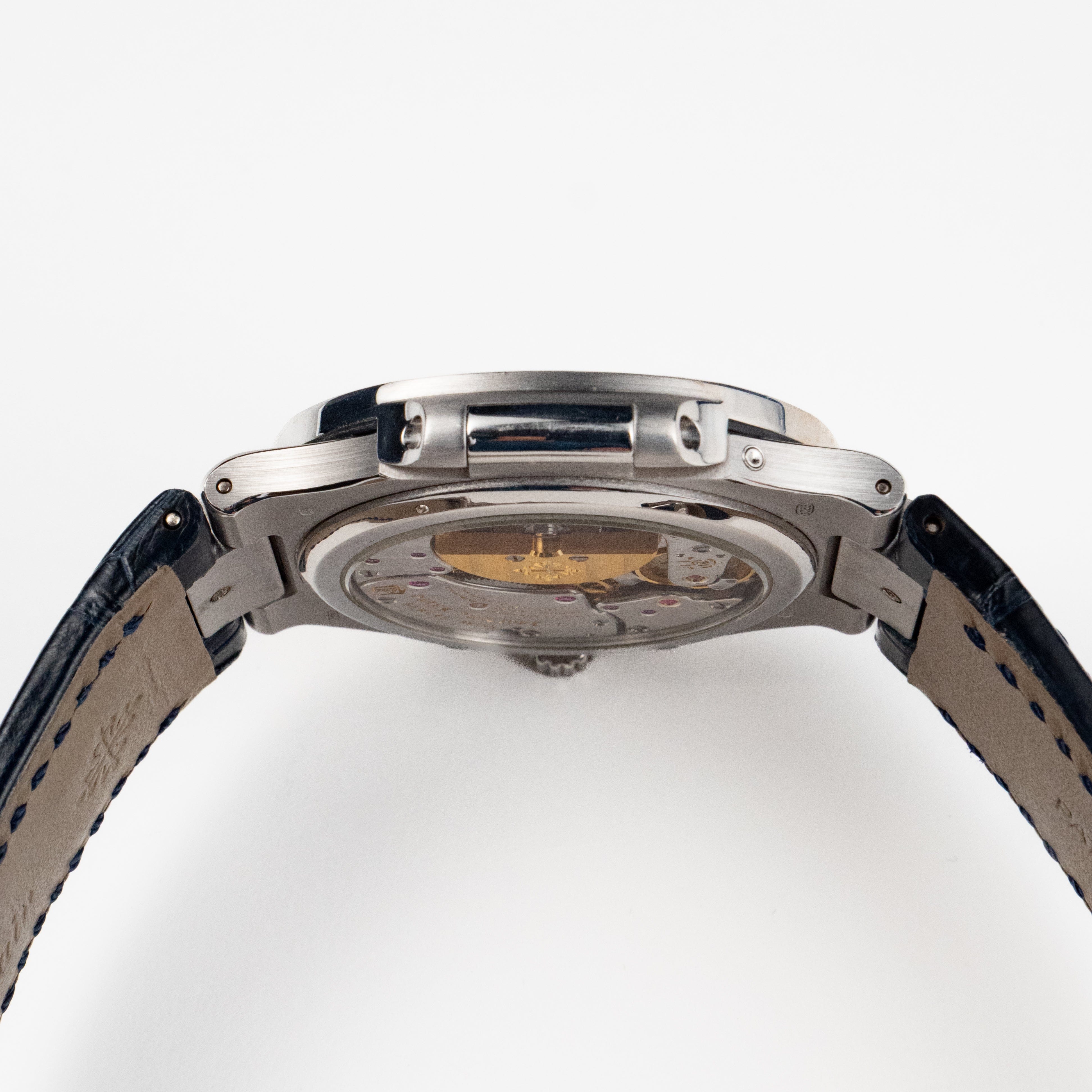 Patek Philippe Nautilus 5724G-001 White Gold Blue Diamond Dial Diamond Bezel (2017)