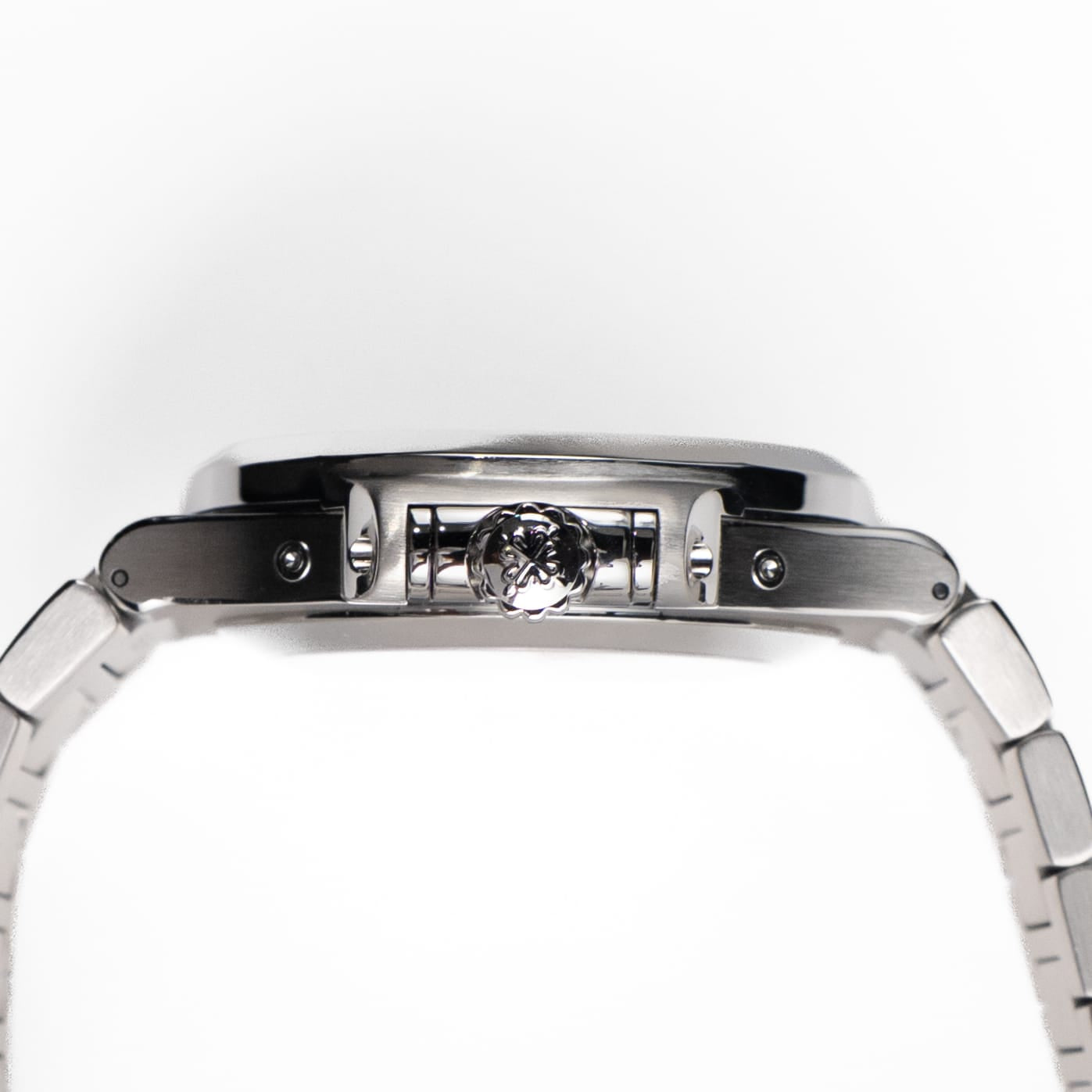 Patek Philippe Nautilus 5726/1A-010 Annual Calendar Moon Phases Stainless Steel White Dial (2016)