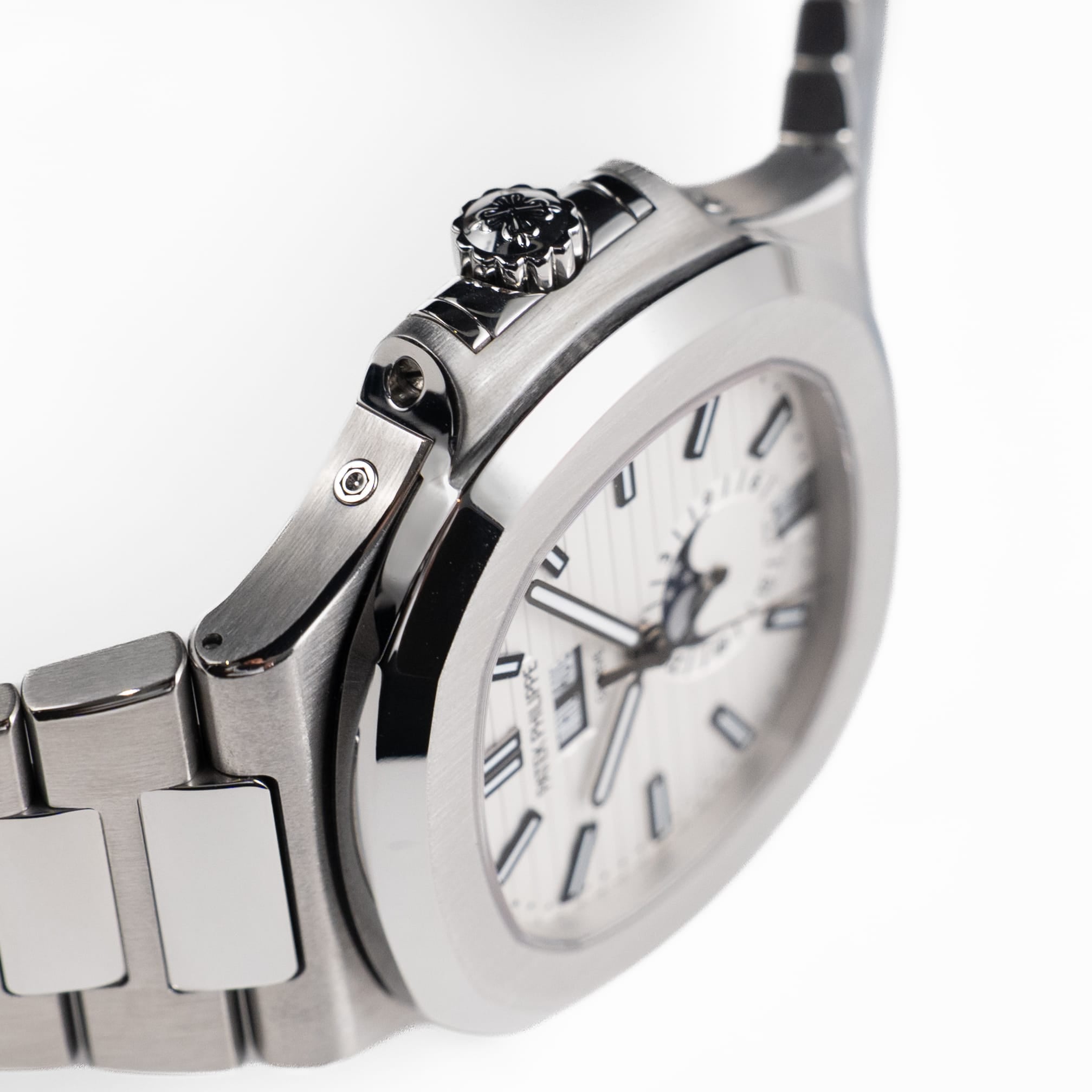 Patek Philippe Nautilus 5726/1A-010 Annual Calendar Moon Phases Stainless Steel White Dial (2016)