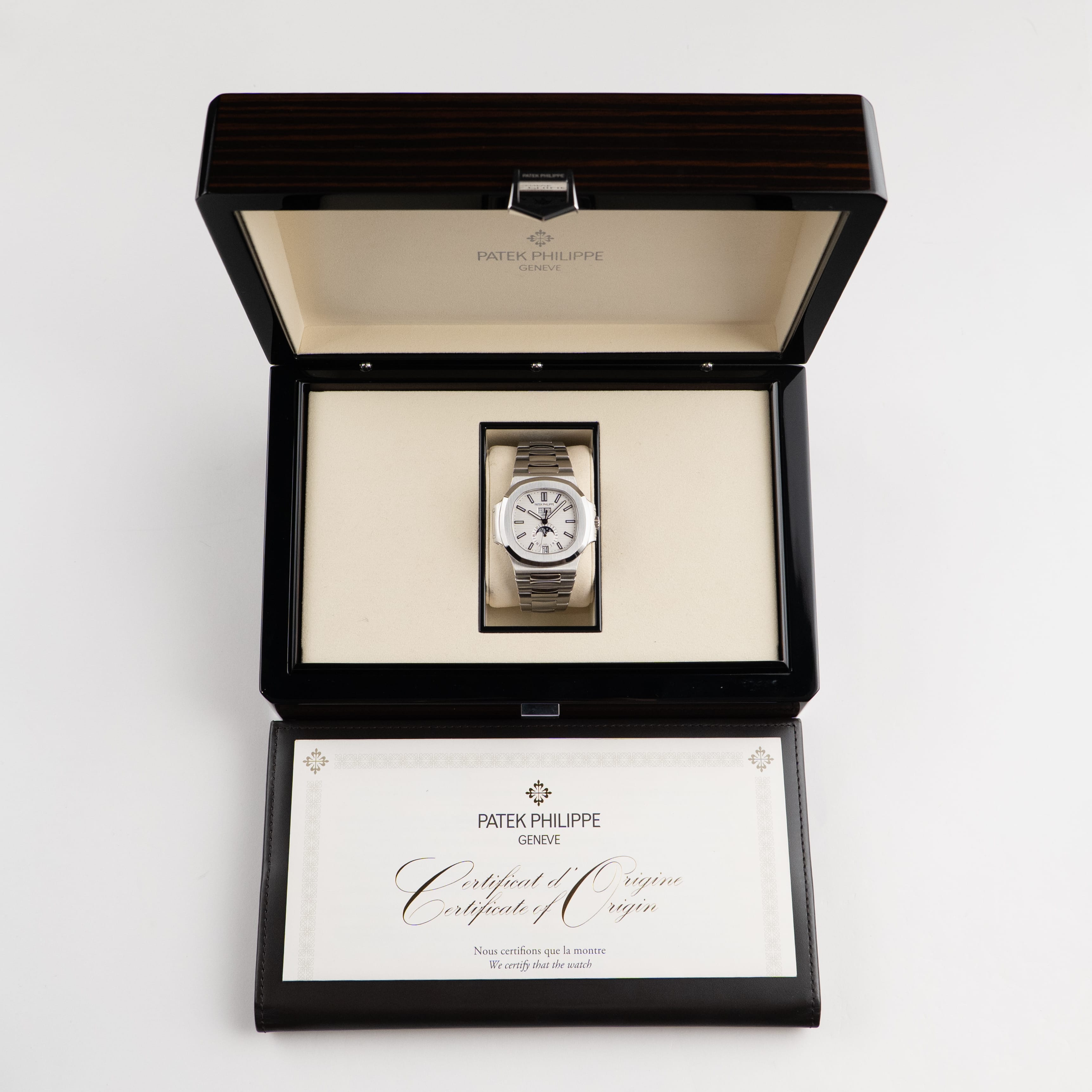 Patek Philippe Nautilus 5726/1A-010 Annual Calendar Moon Phases Stainless Steel White Dial (2016)
