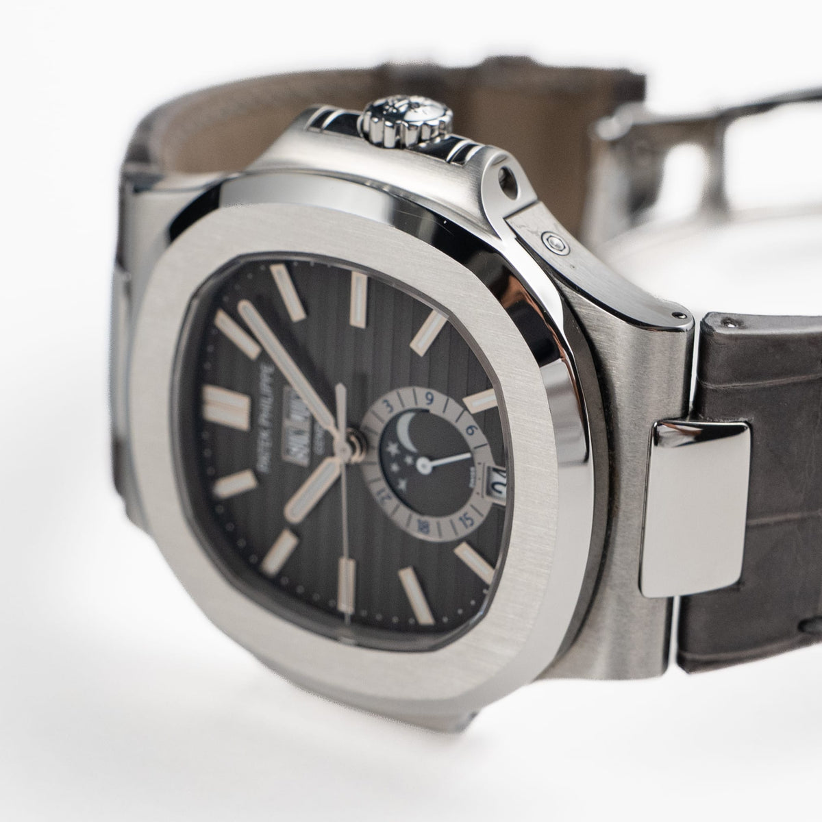 Patek Philippe Nautilus 5726A-001 Annual Calendar Moon Phases (2022)