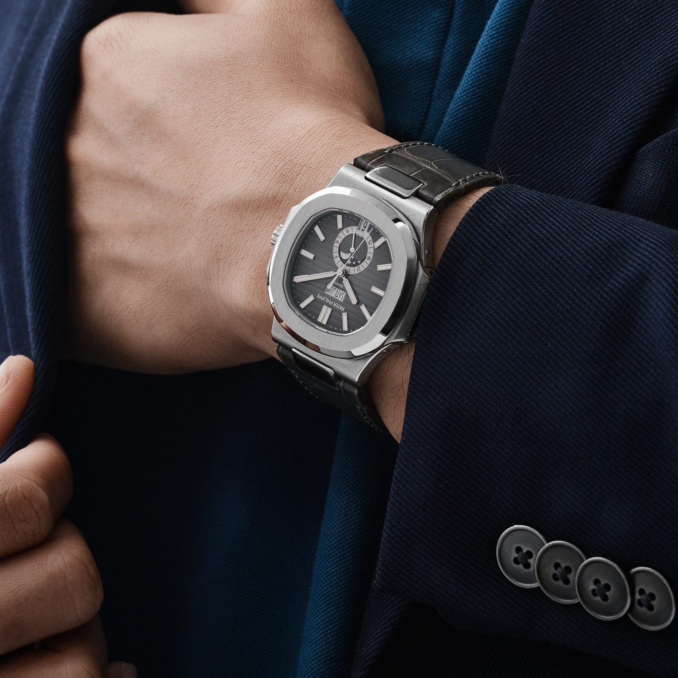 Patek Philippe Nautilus 5726A-001 Annual Calendar Moon Phases Stainless Steel Black Dial (2024)