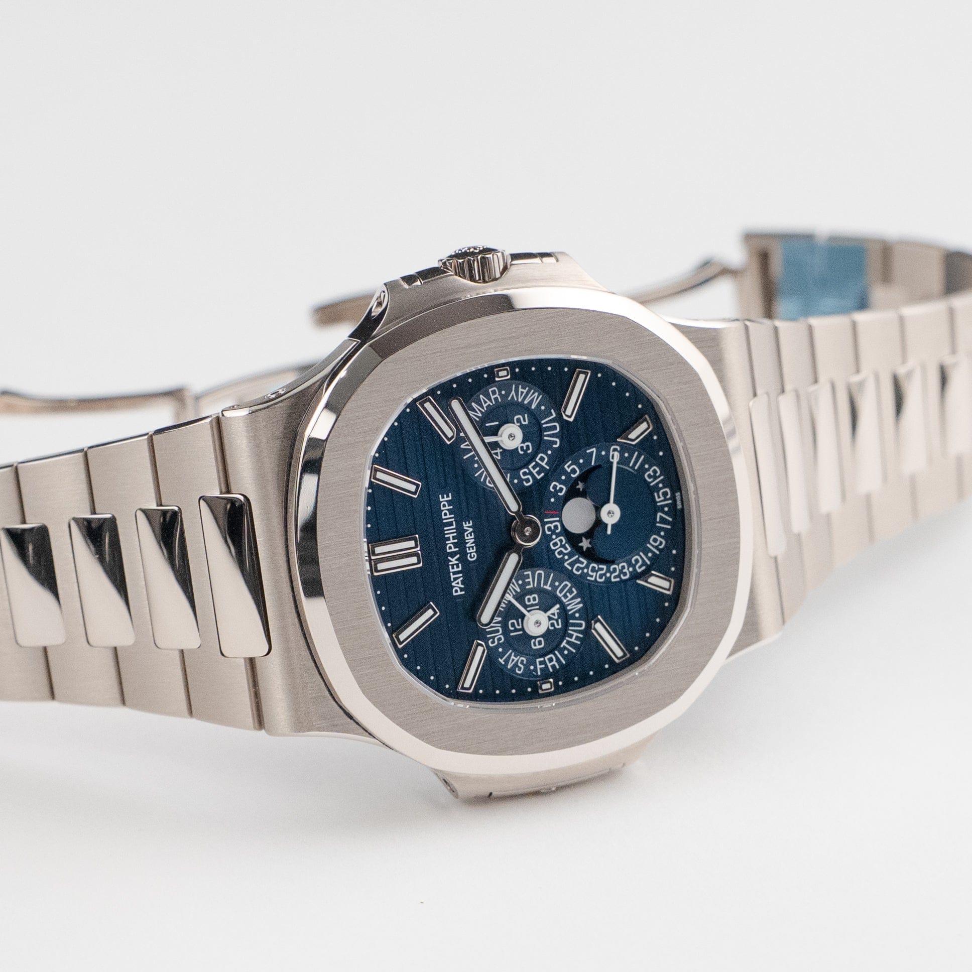 Patek Philippe Nautilus 5740/1G-001 Perpetual Calendar Moon Phases (2026)