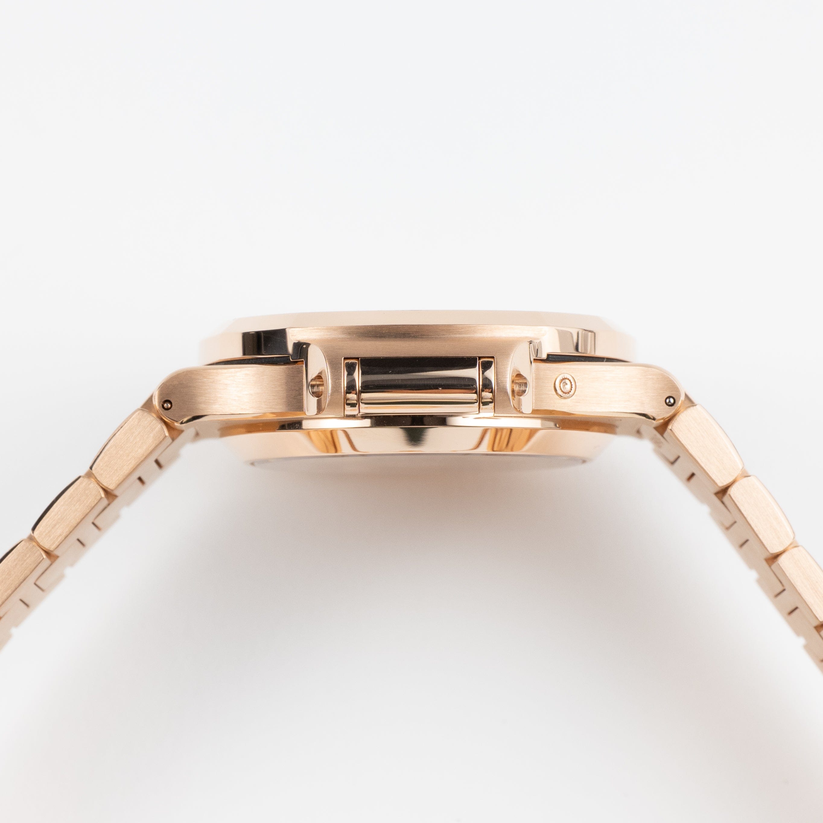 Patek Philippe Nautilus 5980/1R-001 Chronograph Date Rose Gold (2023)