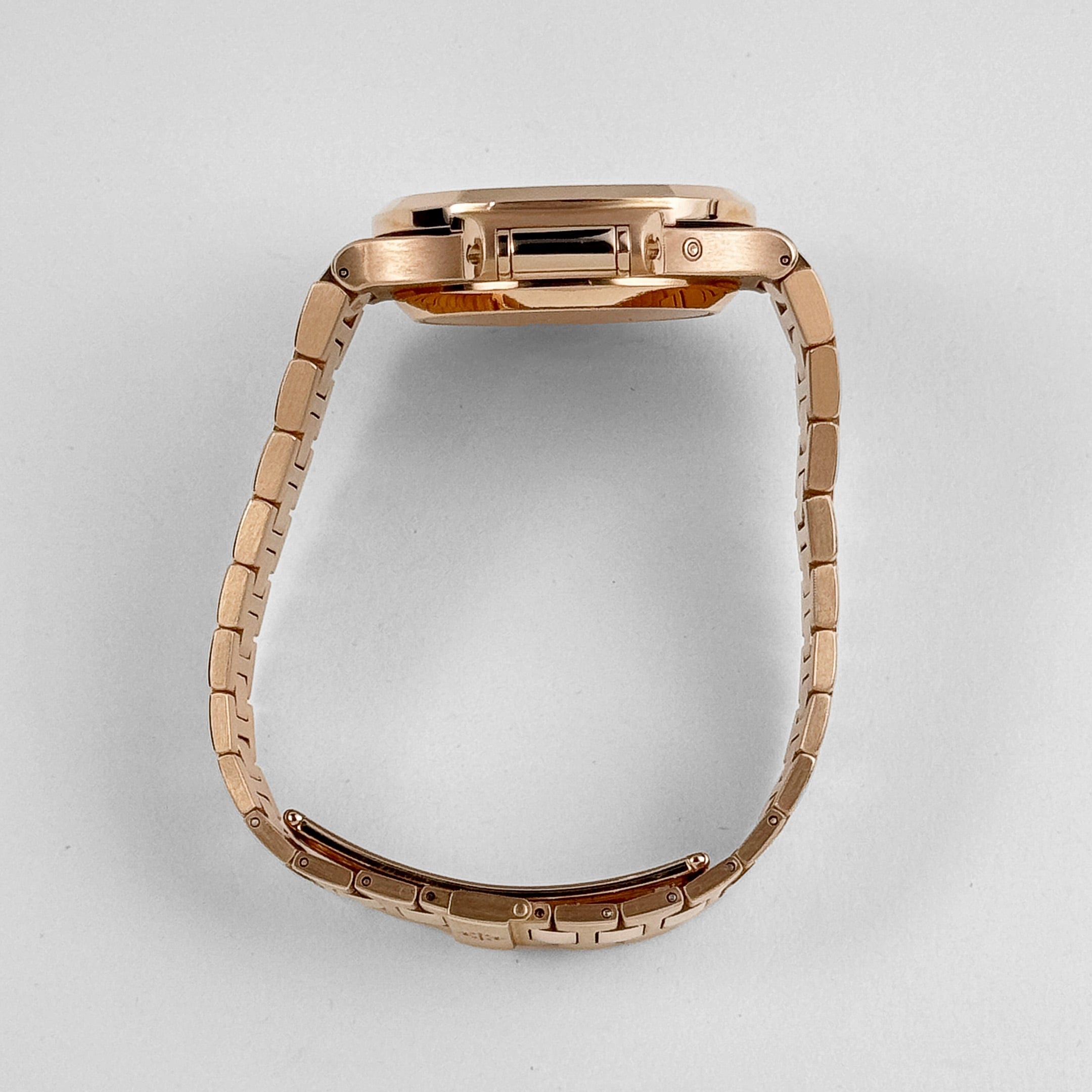 Patek Philippe Nautilus 5980/1R-001 Chronograph Rose Gold – Wrist