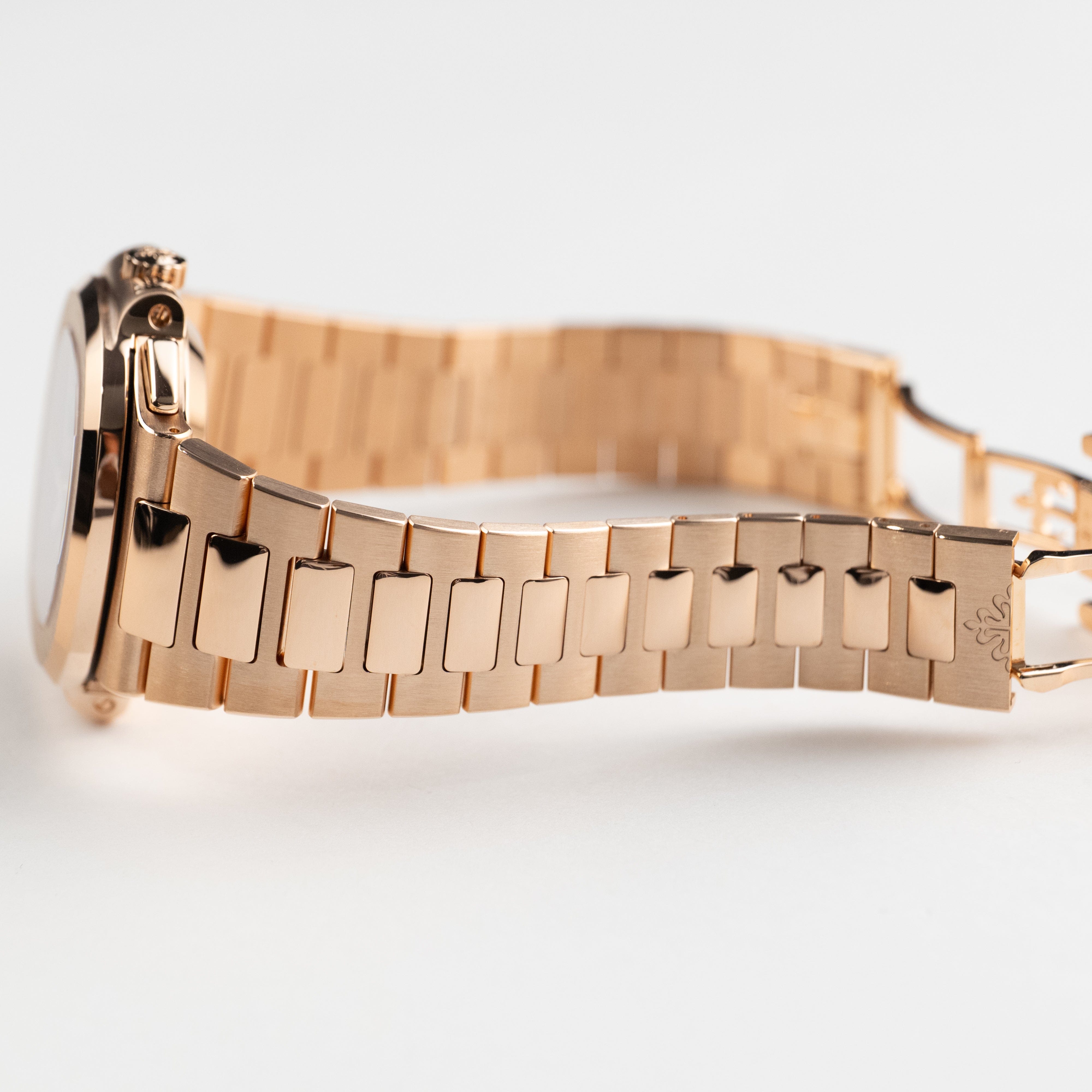 Patek Philippe Nautilus 5980/1R-001 Chronograph Rose Gold (2023)