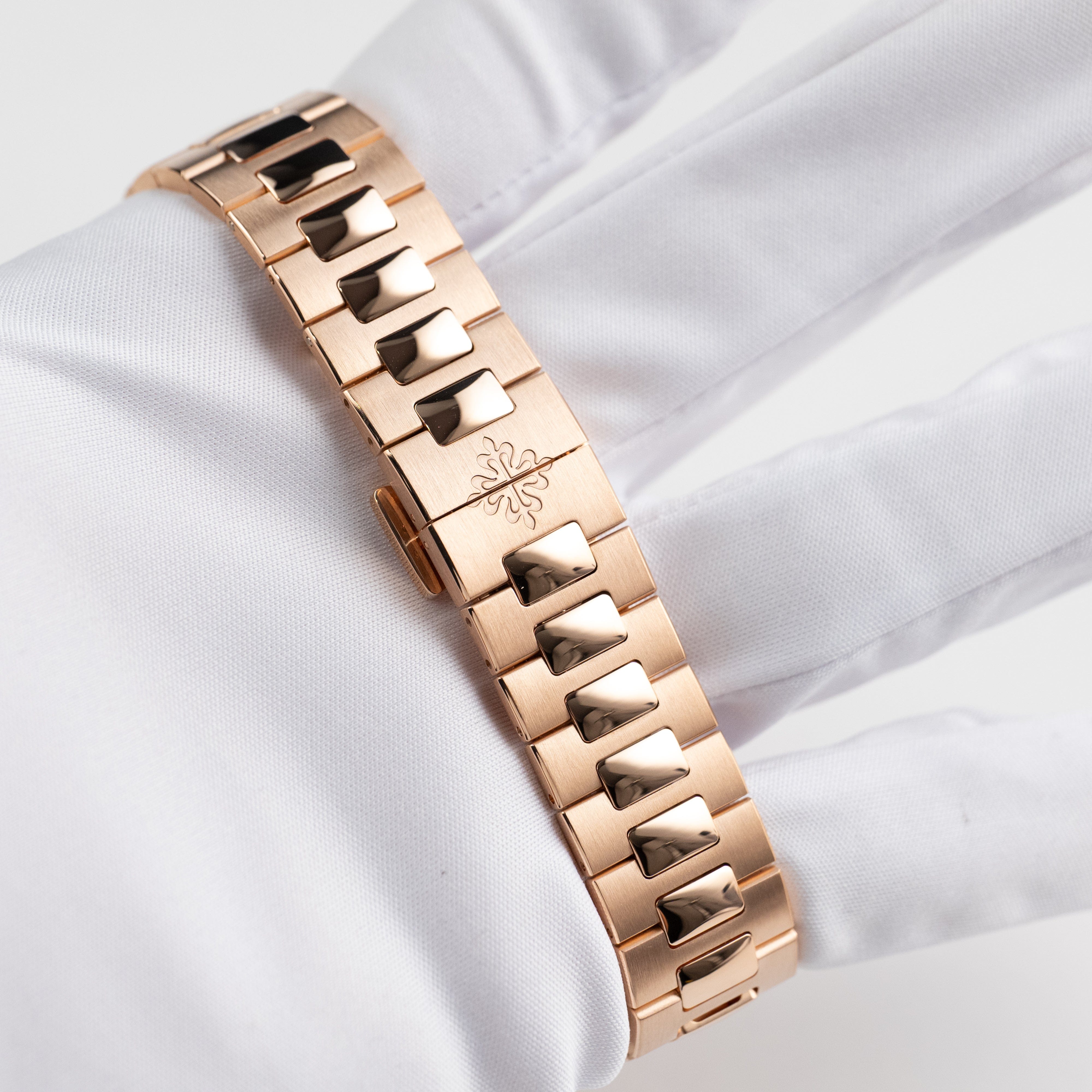 Patek Philippe Nautilus 5980/1R-001 Chronograph Rose Gold (2023)