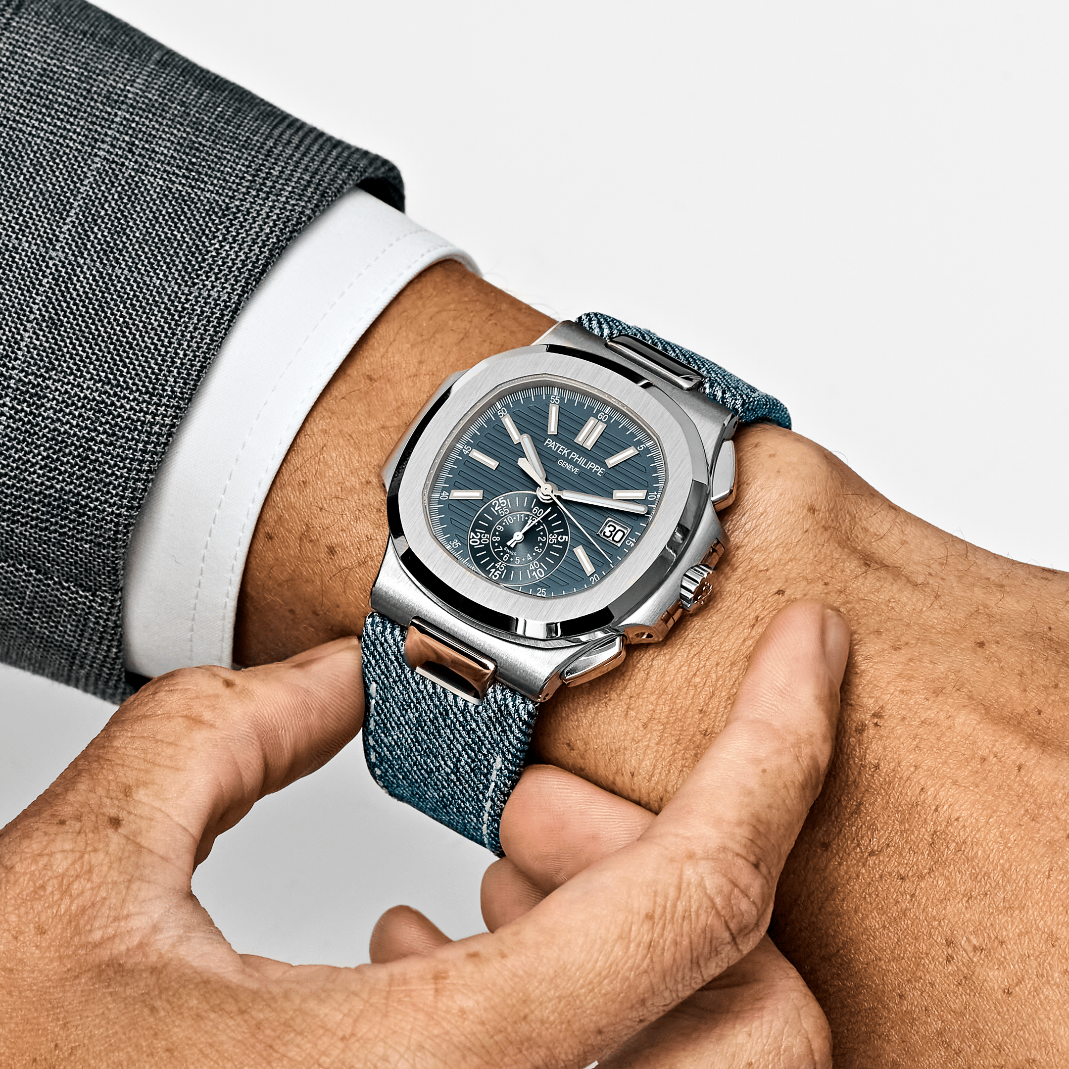 Patek Philippe Nautilus 5980/60G-001 'Denim' Flyback Chronograph White Gold Blue-Gray Dial (2024)