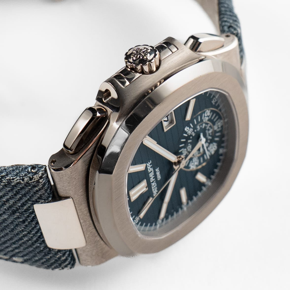 Patek Philippe Nautilus 5980/60G-001 'Denim' Flyback Chronograph White Gold Blue-Gray Dial (2024)