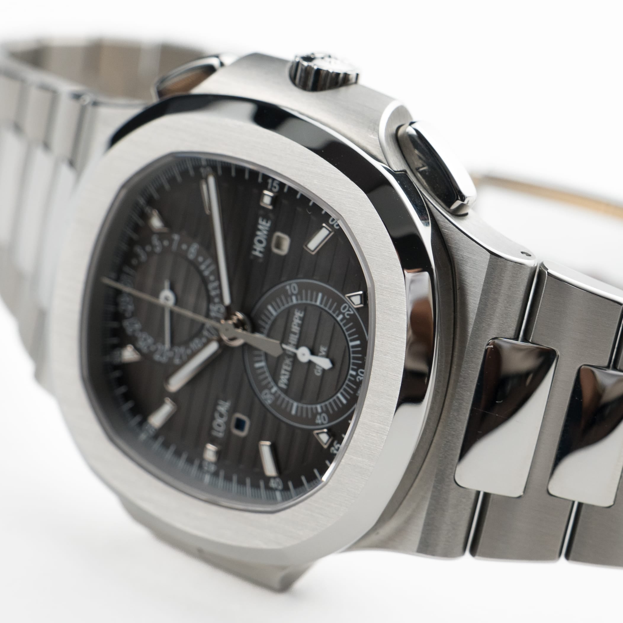 Patek Philippe Nautilus 5990/1A-001 Travel Time Chronograph (2018)