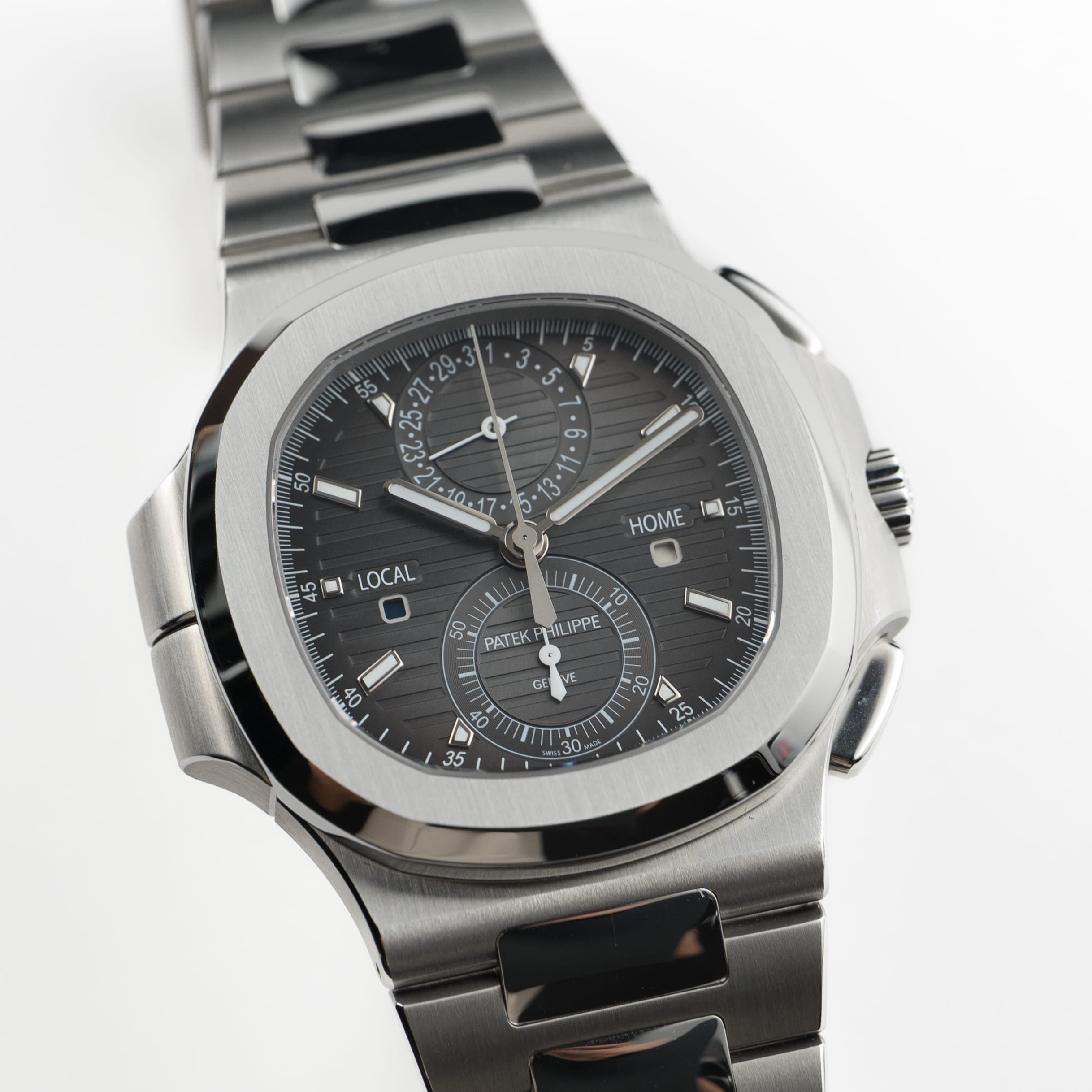 Patek Philippe Nautilus 5990/1A-001 Travel Time Chronograph (2018)