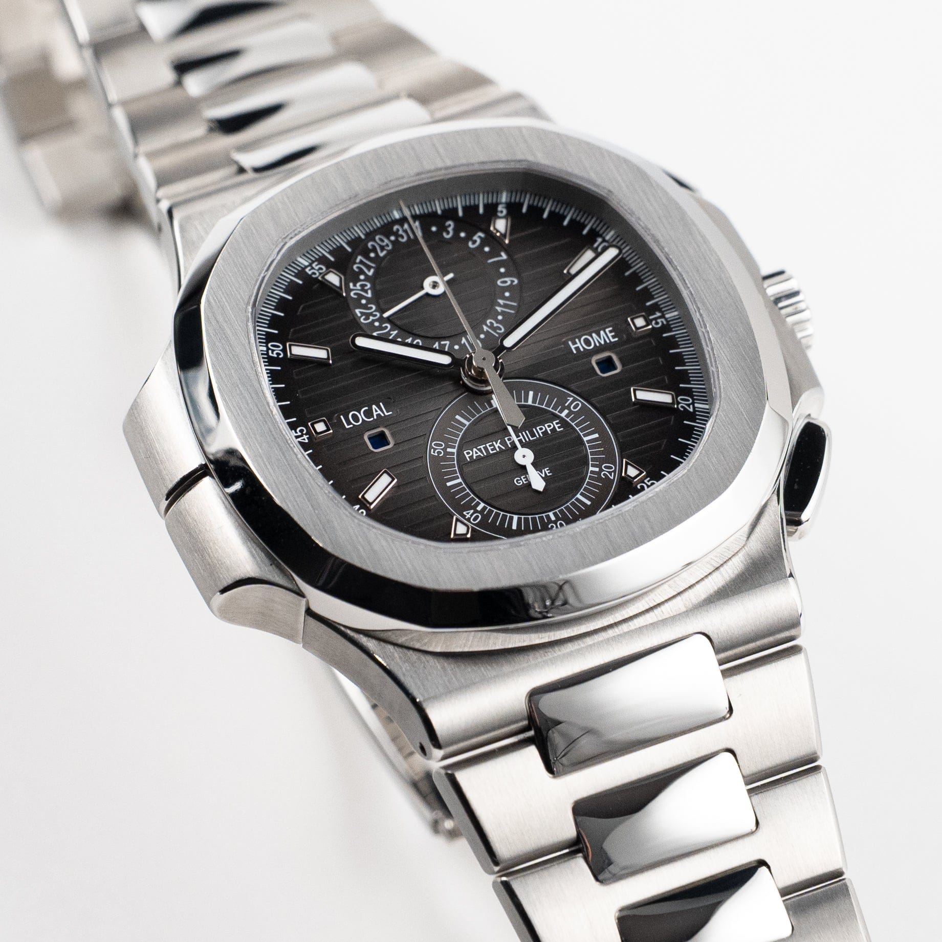 Patek Philippe Nautilus 5990/1A-001 'Travel Time' Chronograph Stainless Steel (2016)