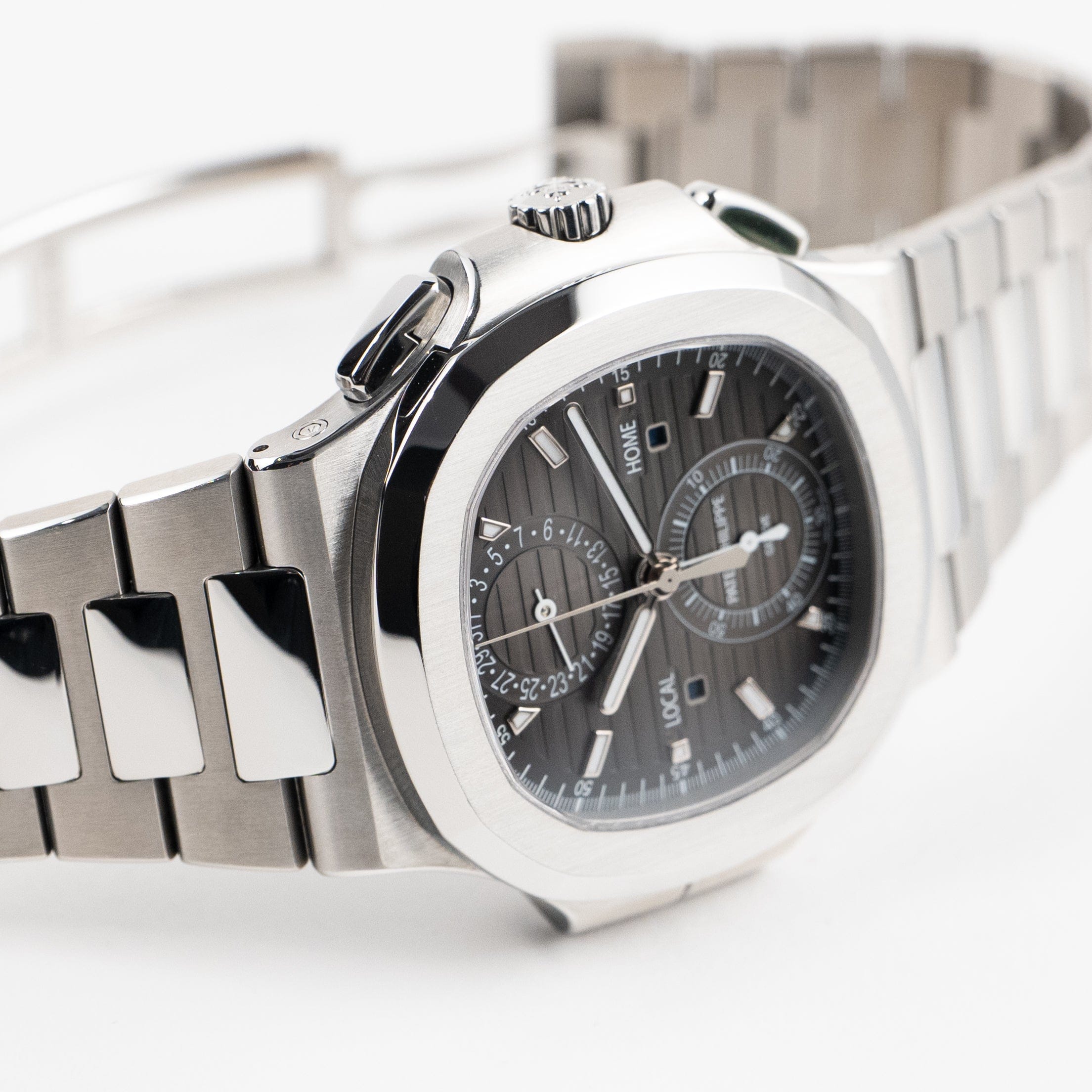 Patek Philippe Nautilus 5990/1A-001 'Travel Time' Chronograph Stainless Steel (2016)