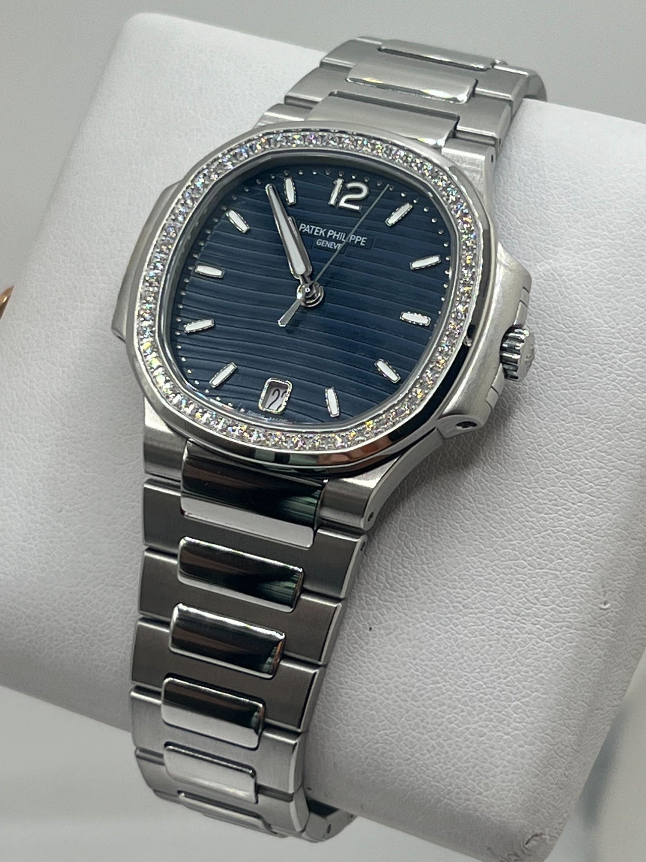 Luxury Watch Patek Philippe Nautilus Ladies Blue Dial Diamond Bezel 7118/1200A-001 Wrist Aficionado