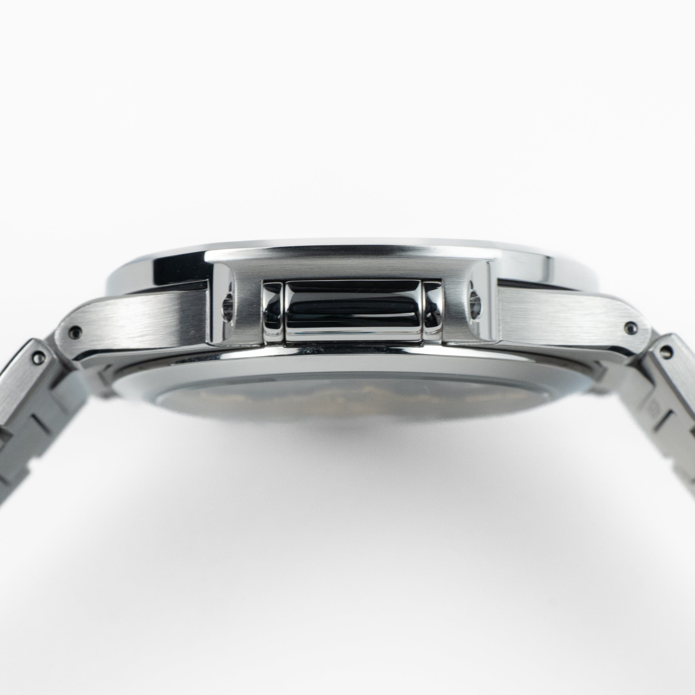 Patek Philippe Nautilus 7118/1200A-010 'Ladies' Stainless Steel Silver Dial Diamond Bezel (2024)