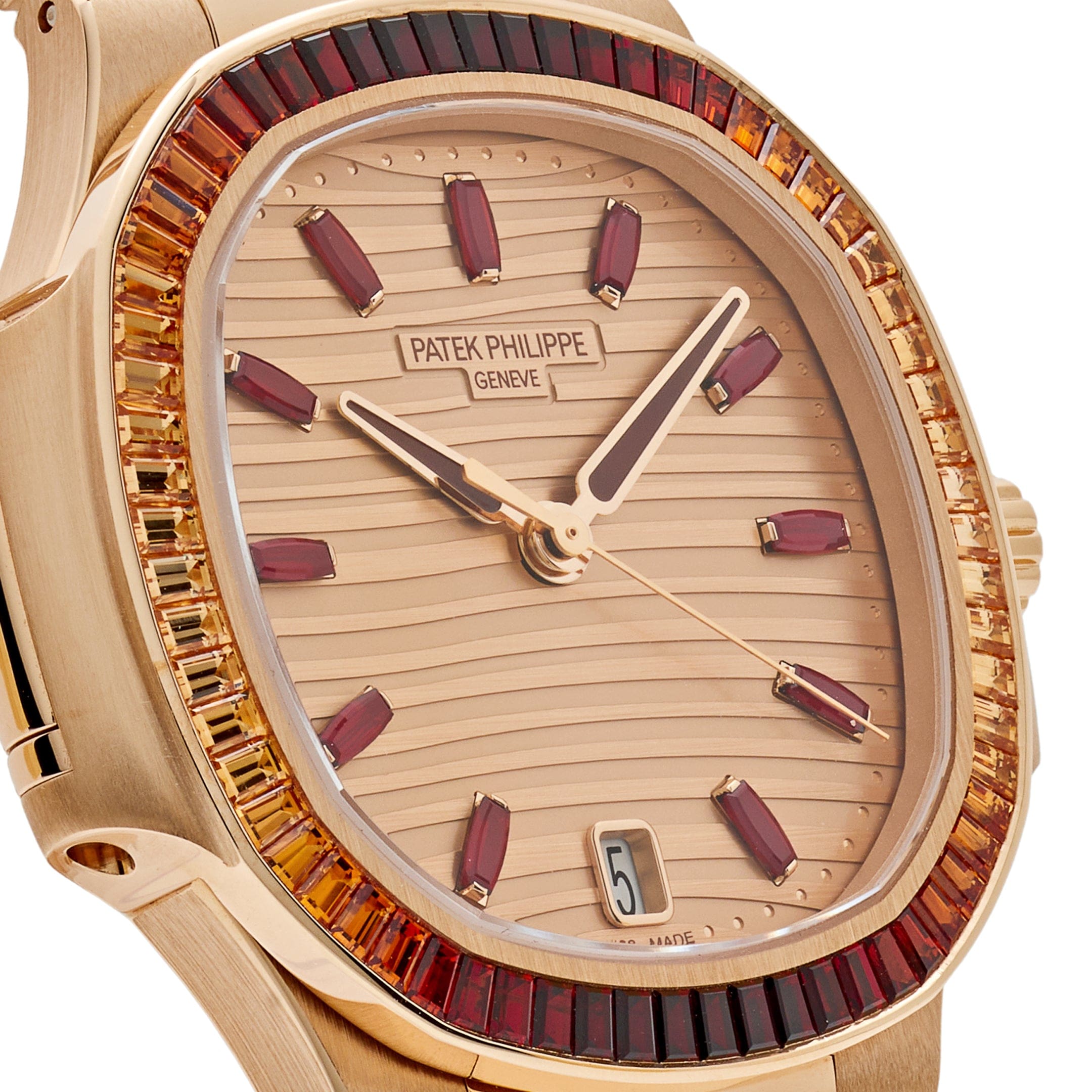 Patek Philippe Nautilus 7118/1300R-001 'Ladies' Rose Gold