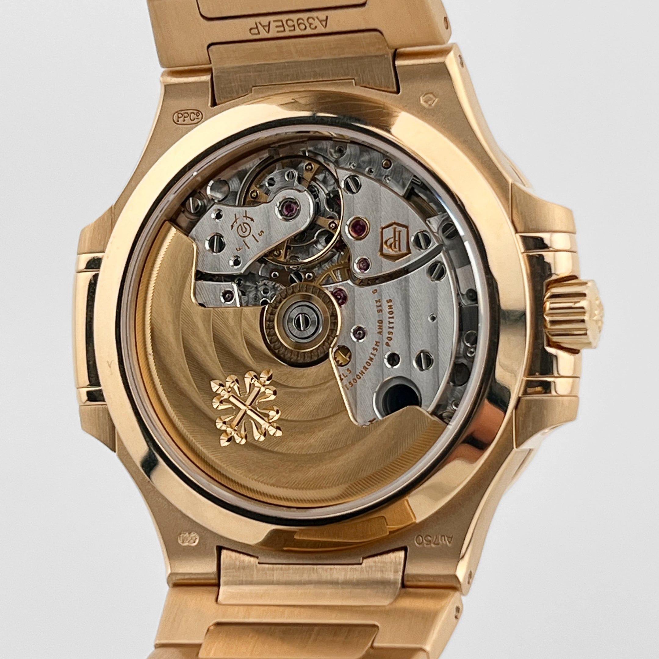 Patek Philippe Nautilus 7118/1R-010 Tiffany & Co. 'Ladies' Rose Gold Date (2022)