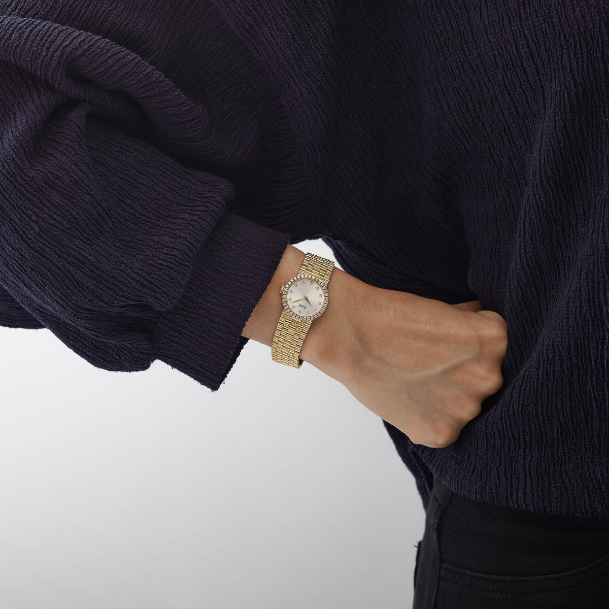 Piaget Dancer Traditional P10340 'Ladies' Yellow Gold Silver Diamond Dial Diamond Bezel Quartz