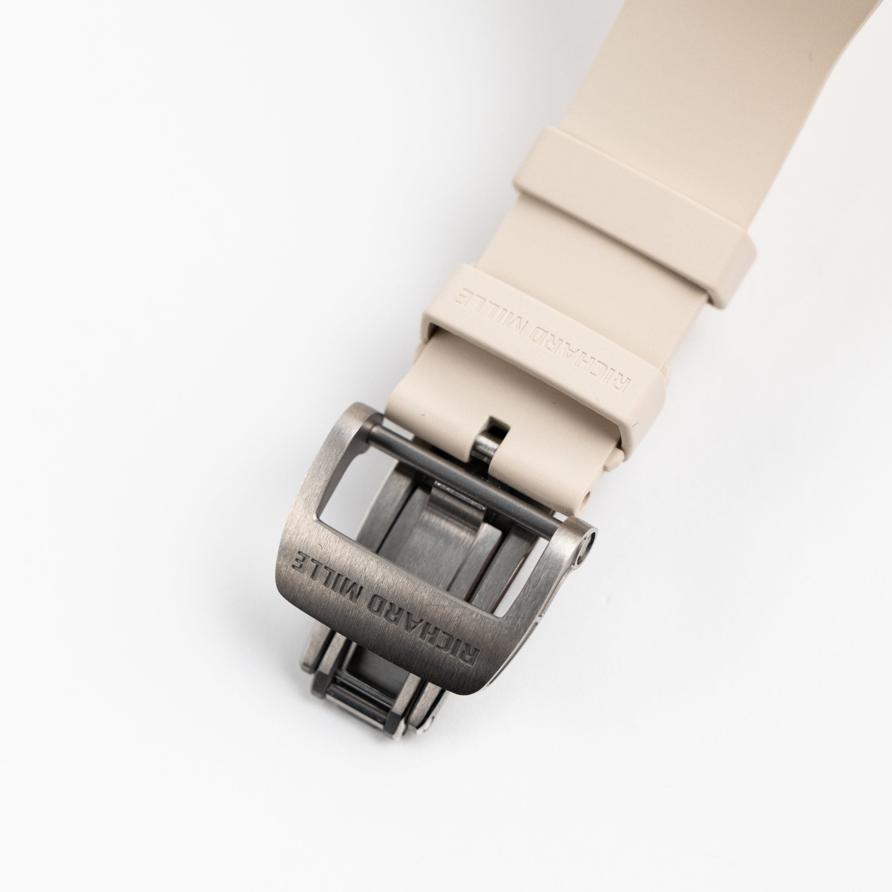 Richard Mille RM 16-02 'Extra Flat' Automatic Titanium (2025)