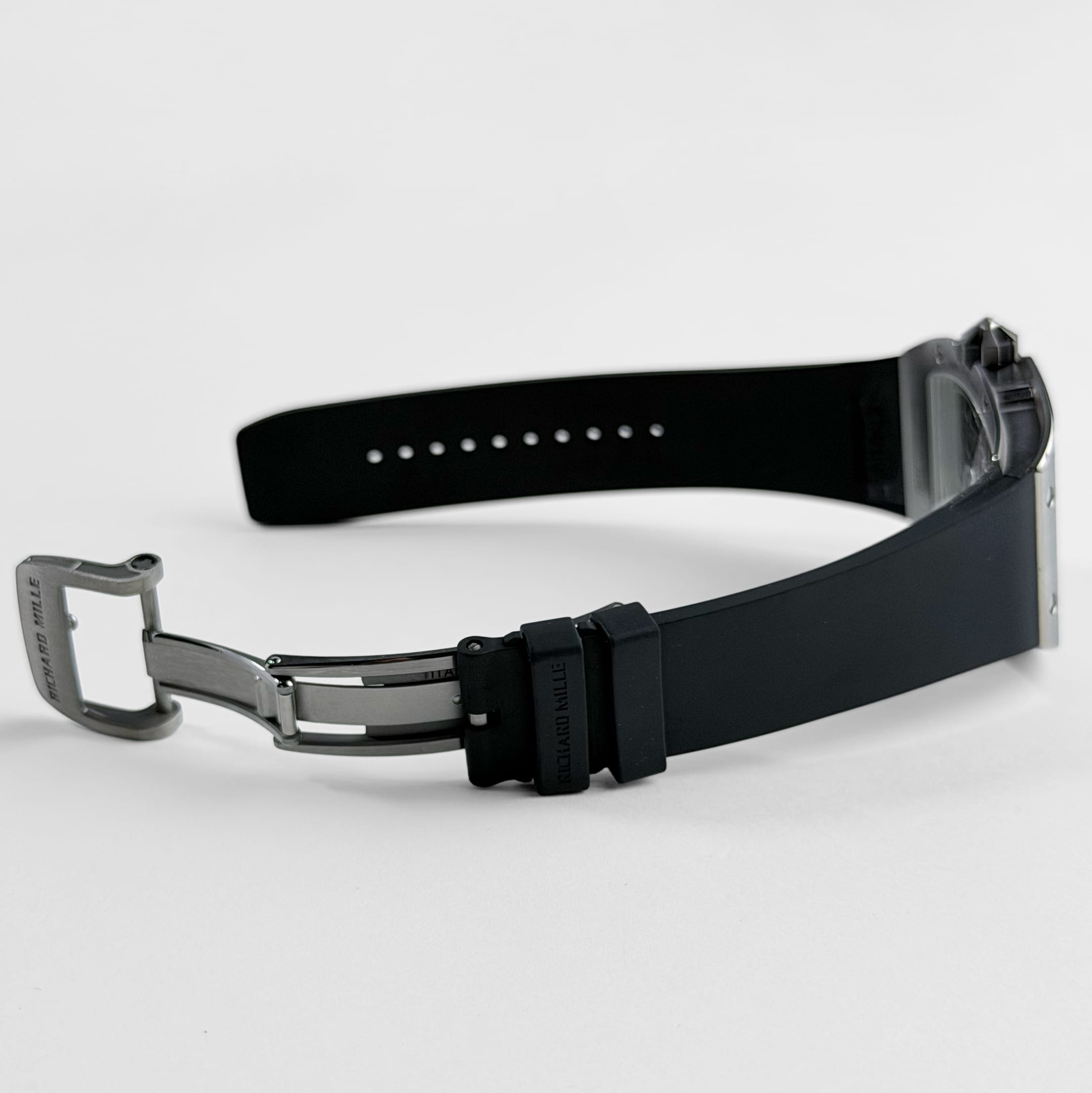 Richard Mille RM 67-01 Extra Flat Titanium (2025)