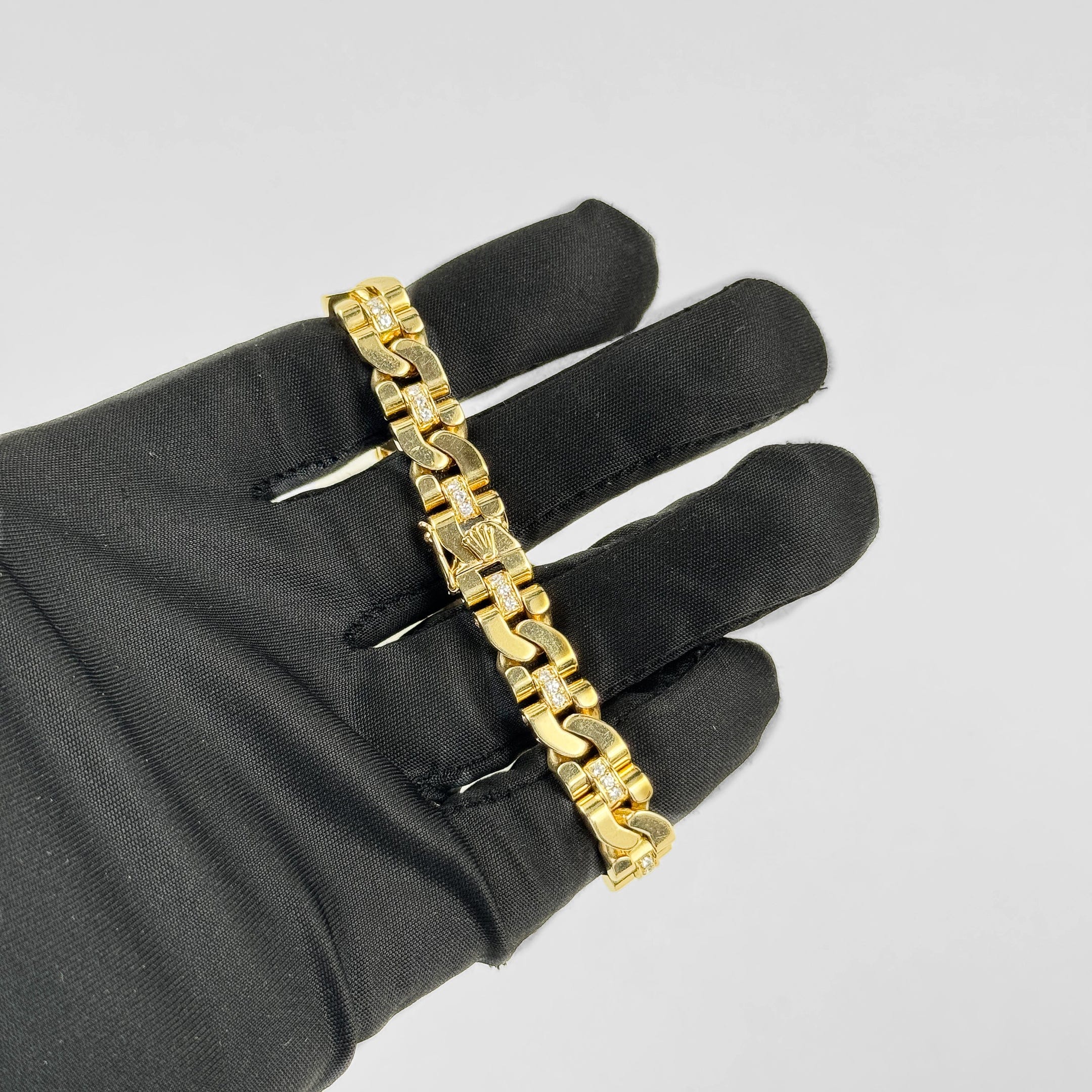 Rolex Cellini 2435 'Ladies' Yellow Gold Champagne Diamond Dial Diamond Bezel