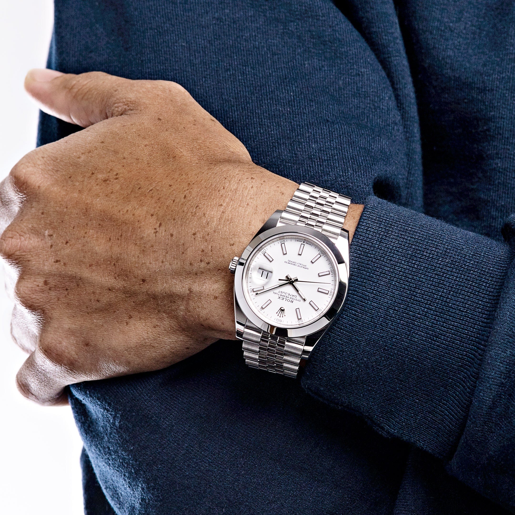 悠 Rolex Datejust 41 126300 Stainless Steel White Dial Jubilee