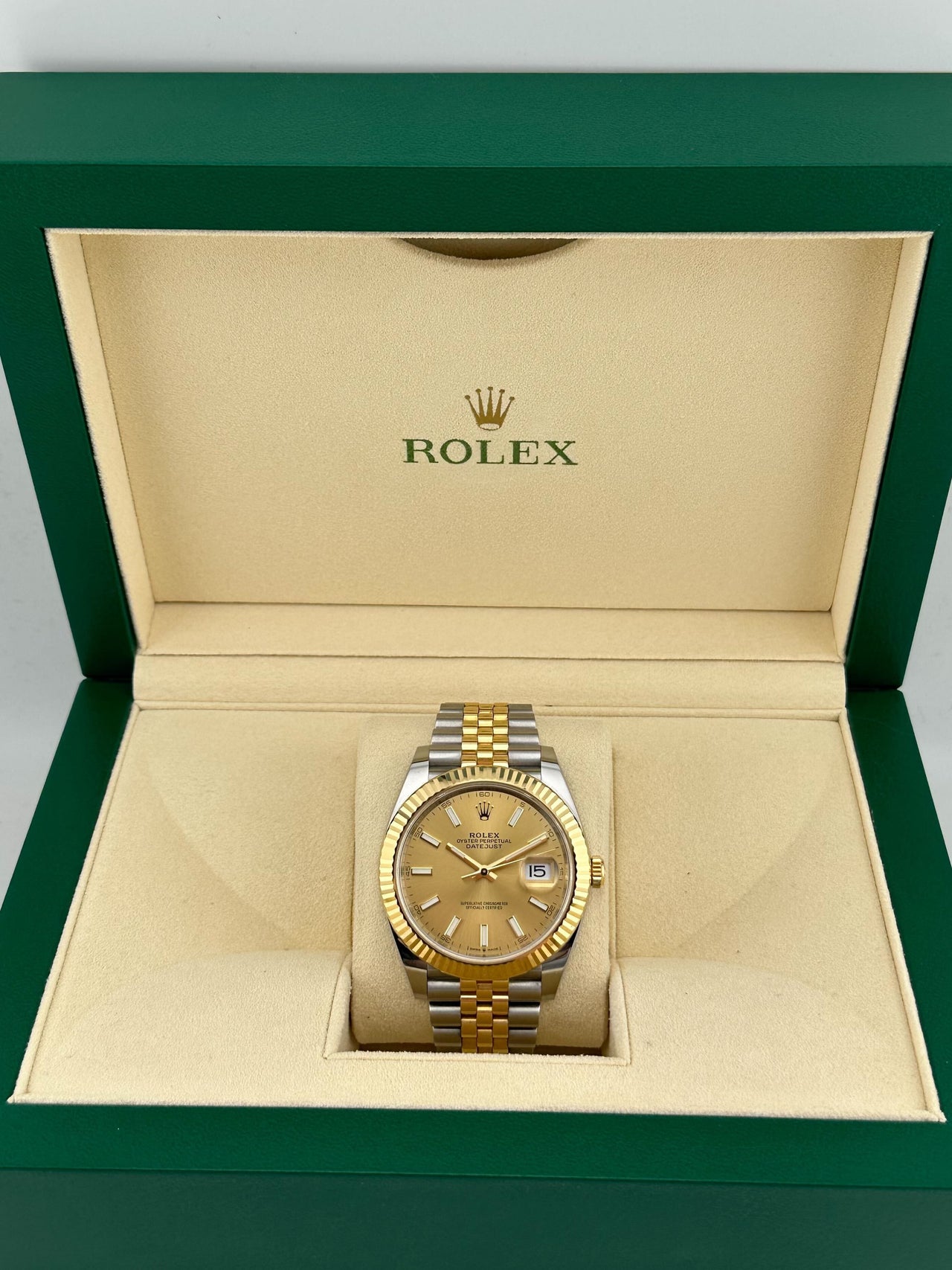 Rolex Datejust 126333 Yellow Gold Stainless Steel Champagne Dial Jubilee (2022)