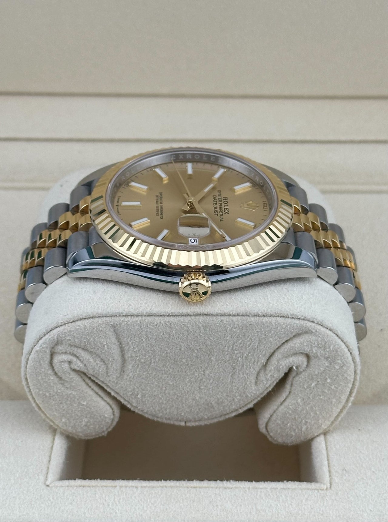 Rolex Datejust 126333 Yellow Gold Stainless Steel Champagne Dial Jubilee (2022)