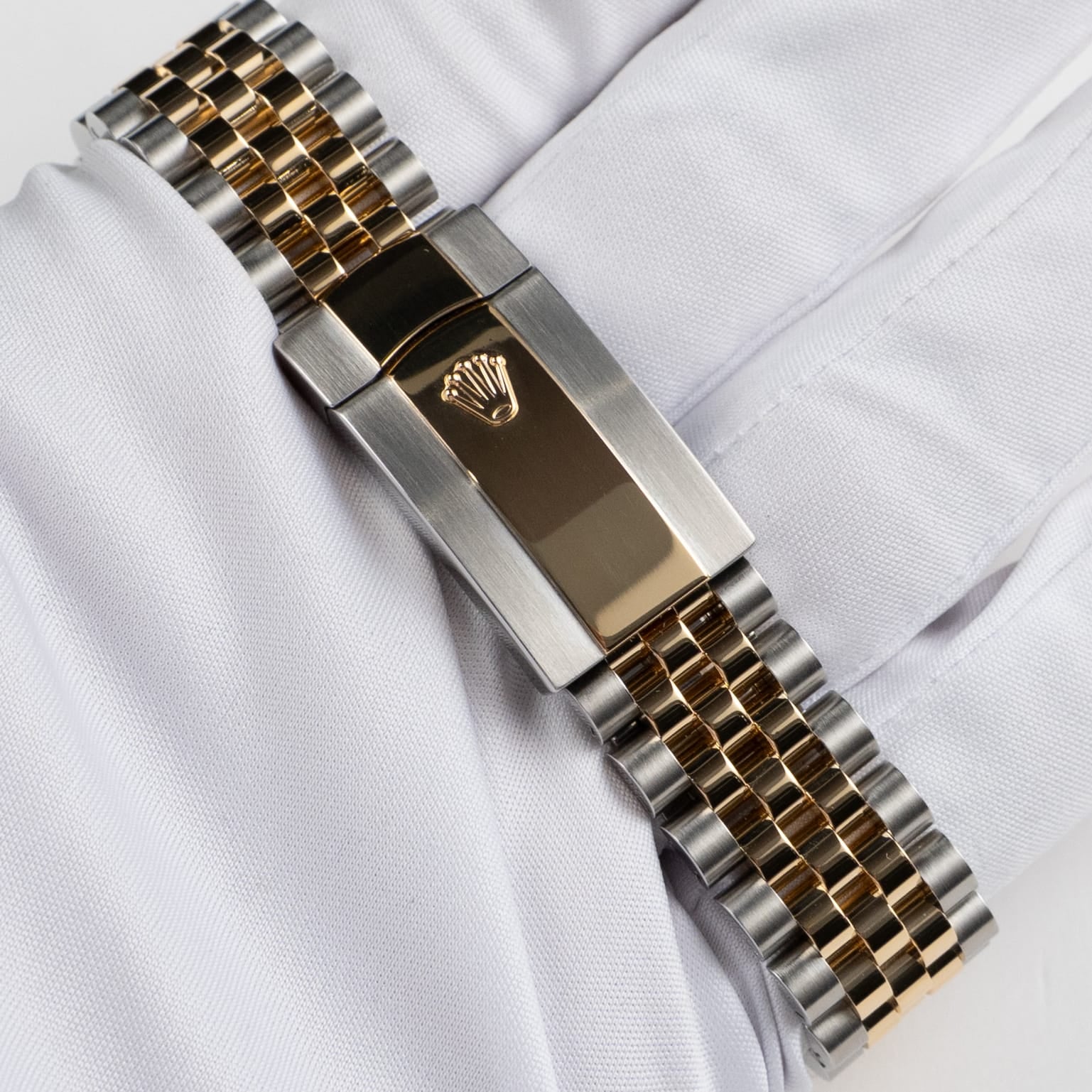 Rolex Datejust 36 126233 Stainless Steel Yellow Gold Mother of Pearl Diamond Dial Jubilee (2021)