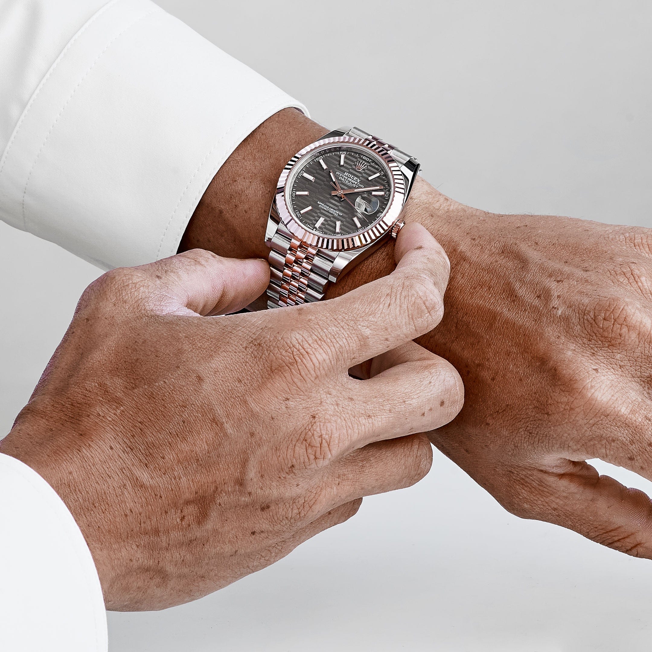 Rolex Datejust 41 126331 Rose Gold Stainless Steel Grey Motif Dial Jubilee