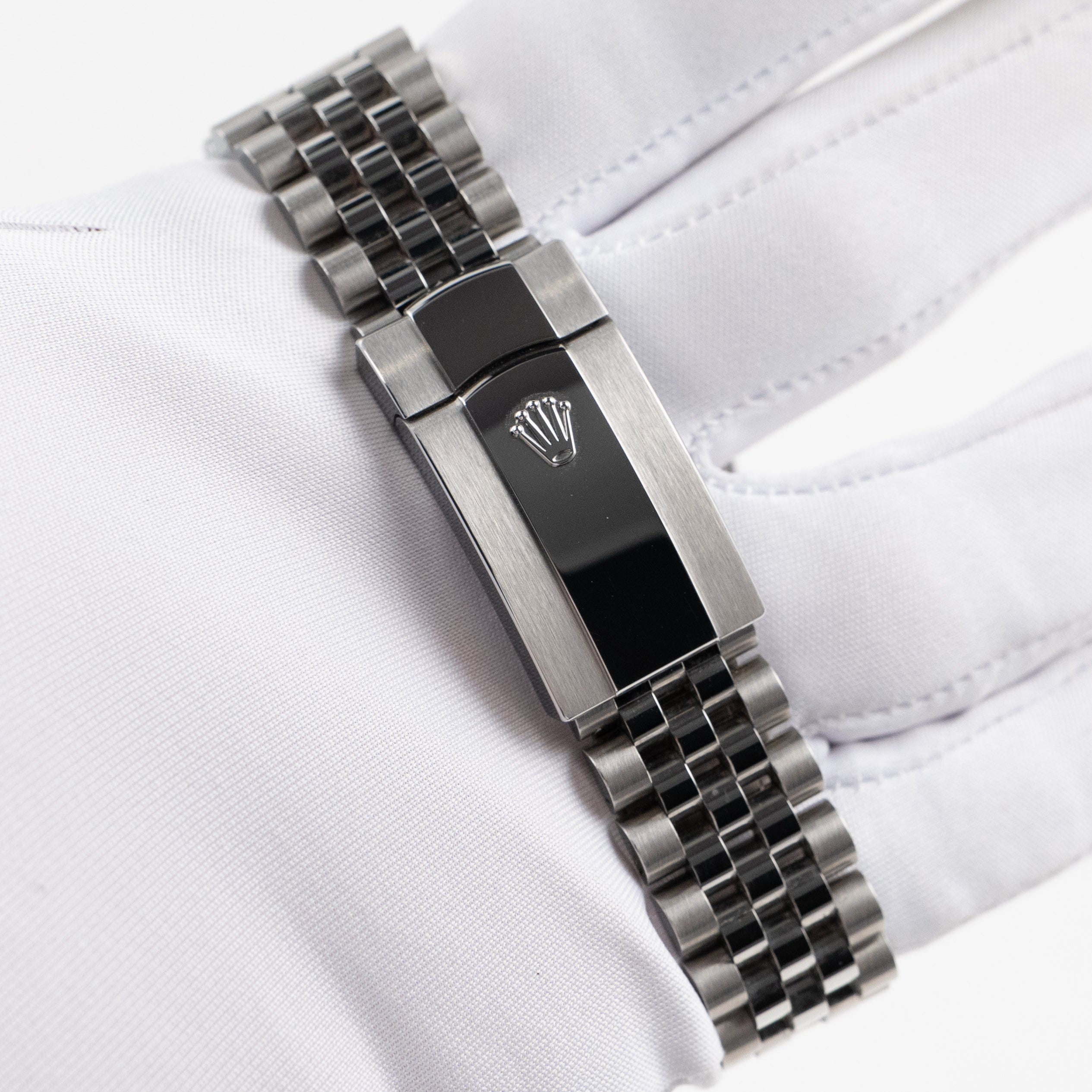 Rolex Datejust 41 126334 Stainless Steel Blue Diamond Dial Jubilee (2024)