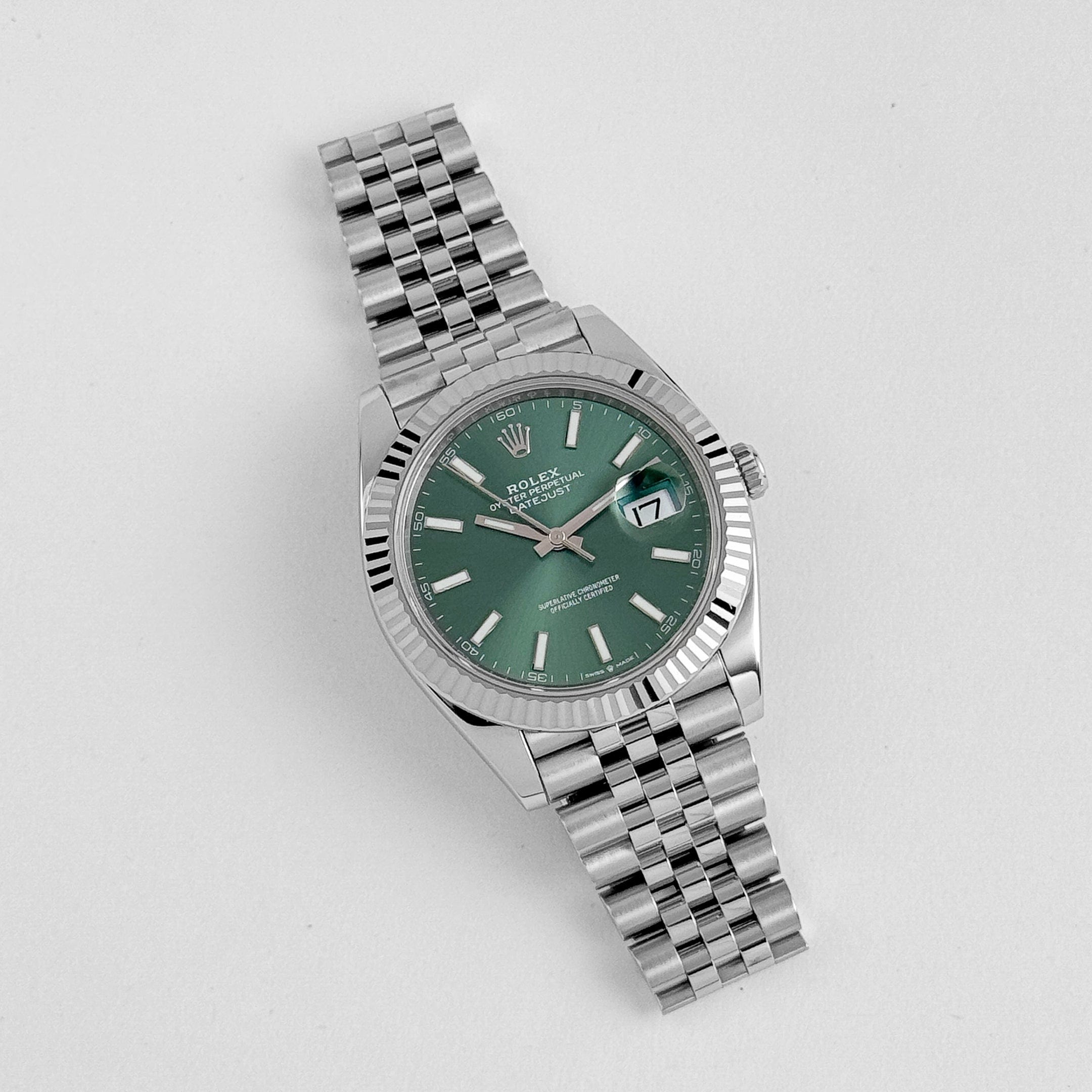 Rolex Datejust 41 126334 Stainless Steel Green Dial Jubilee (2024)