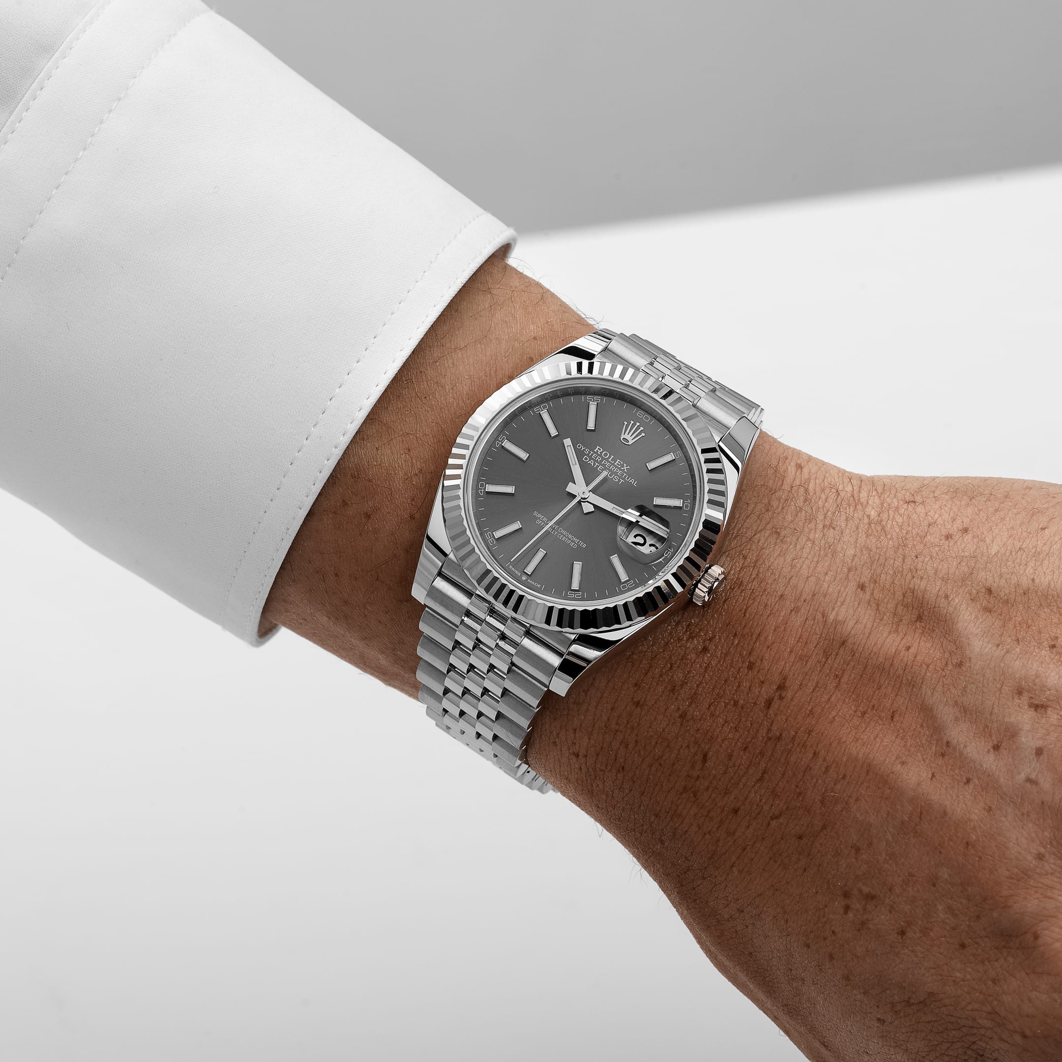 エリ Rolex Datejust 41 126334 Stainless Steel Slate Dial Jubilee (2025