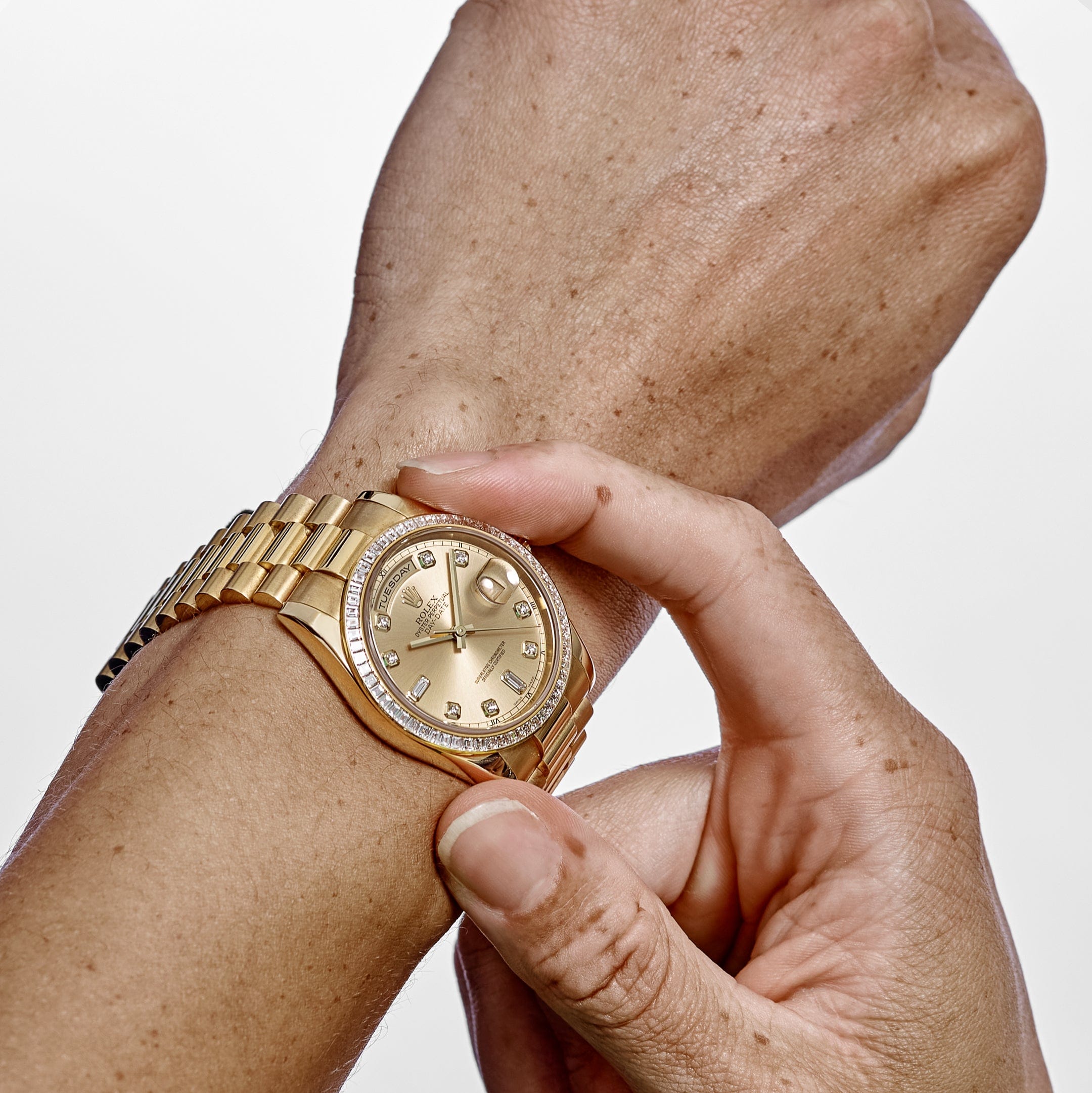 Rolex Day-Date 36 118398BR Yellow Gold Diamond Bezel Champagne
