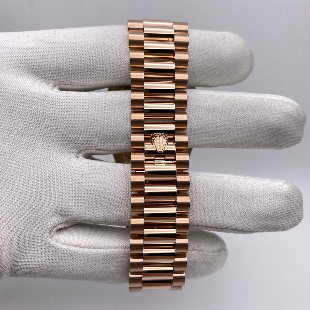 Rose gold 2025 rolex bracelet