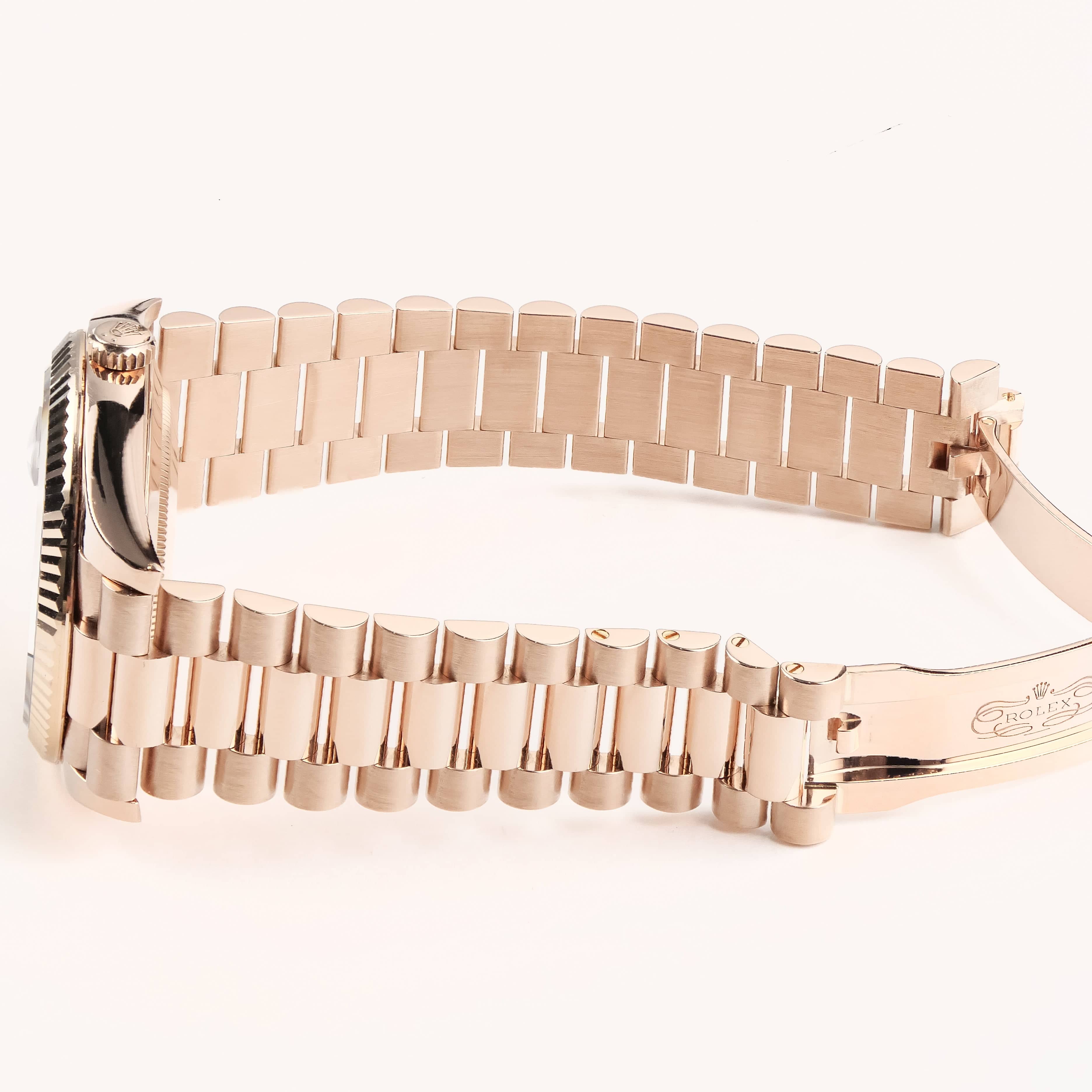 Rolex Day-Date 40 228235 Rose Gold Olive Green Dial (2022)