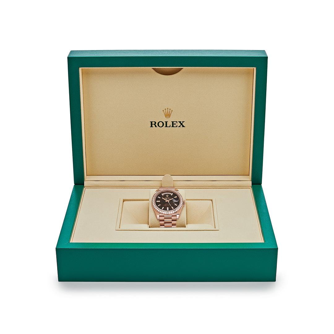 Rolex Day-Date 40 228345RBR Rose Gold Eisenkiesel Diamond Dial Diamond Bezel (2025)
