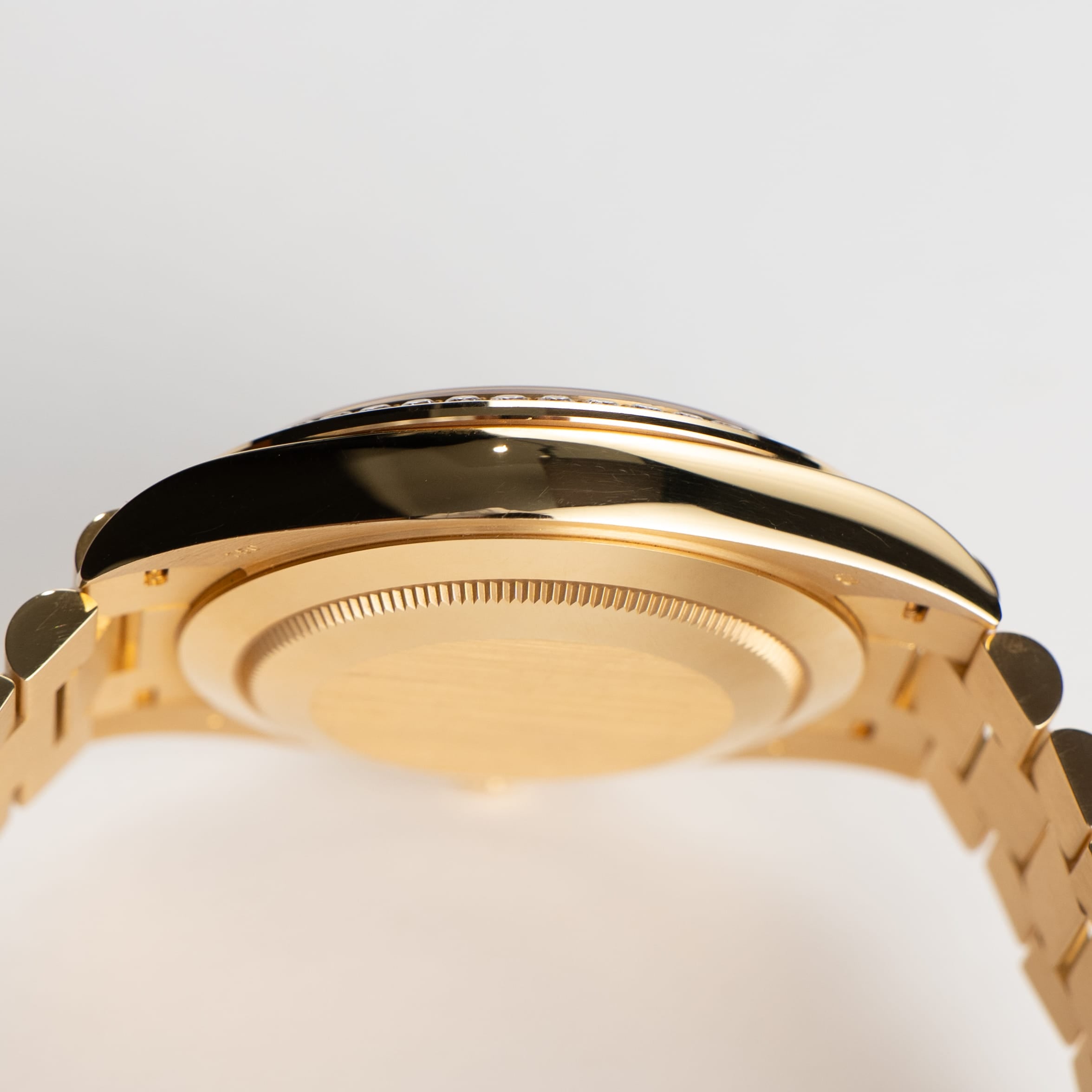 Rolex Day-Date 40 228348RBR Yellow Gold Champagne Diamond Baguette Dial Diamond Bezel (2021)