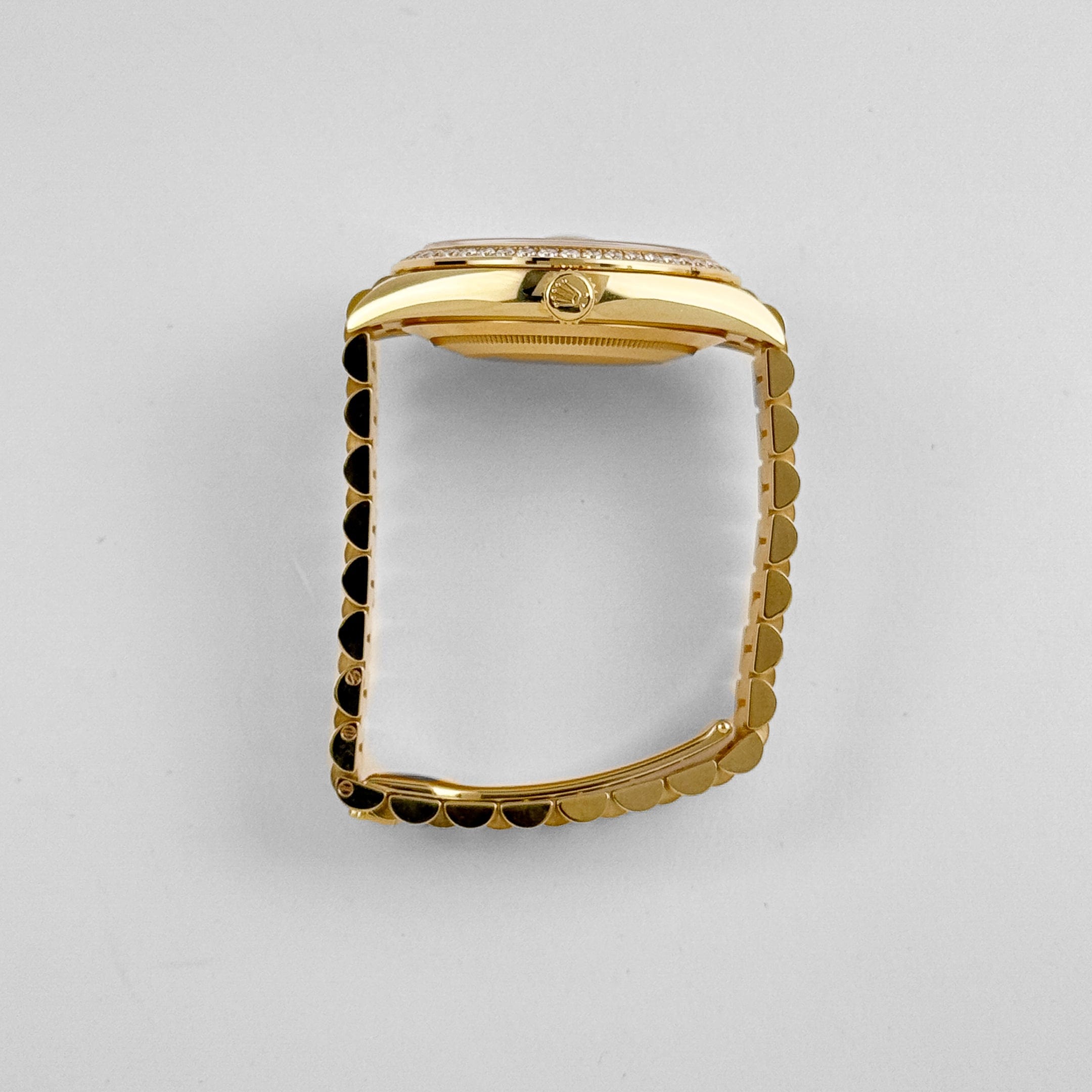 Rolex Day-Date 40 228348RBR Yellow Gold Diamond Dial Diamond Bezel (2022)