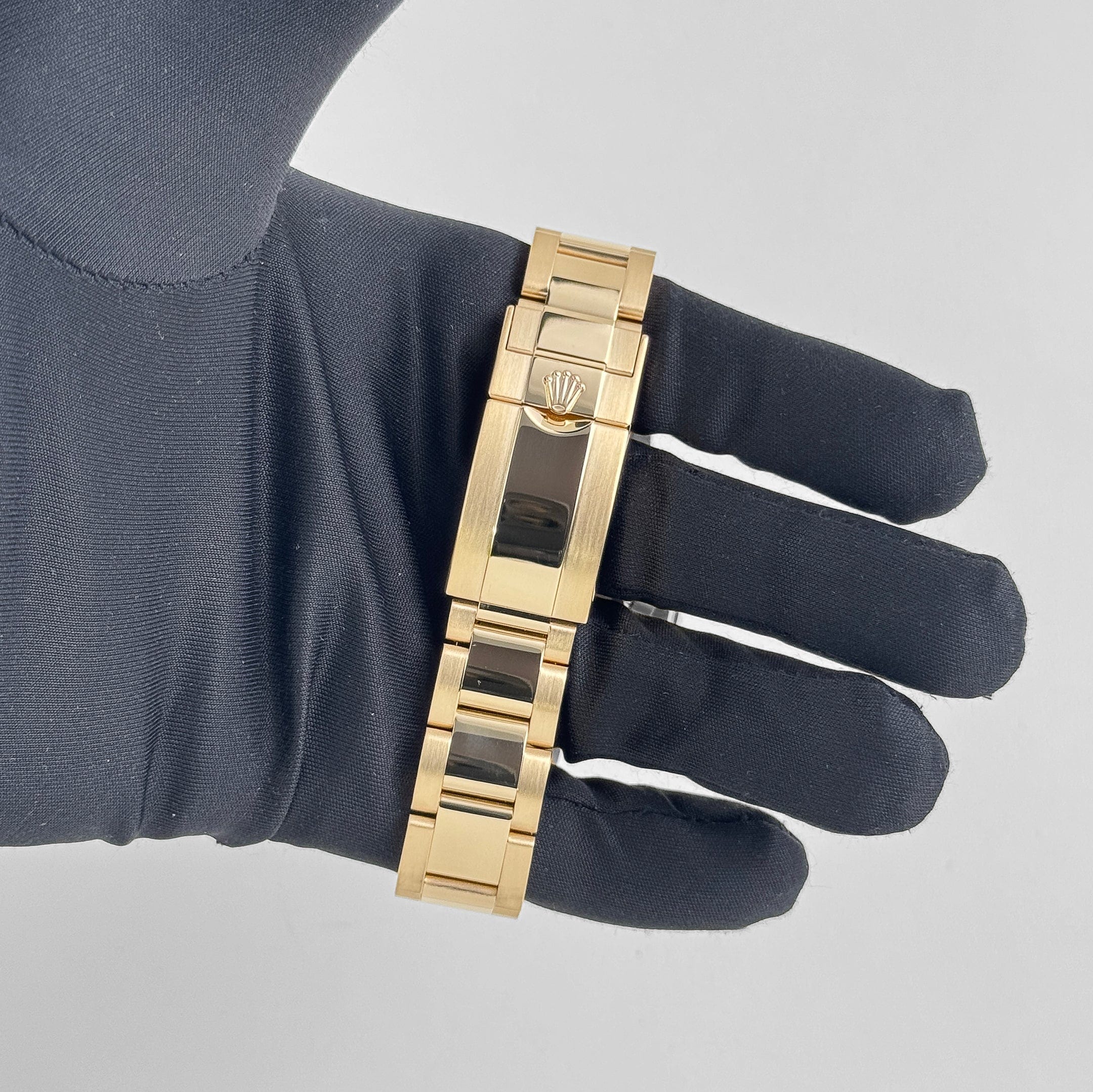 Rolex Daytona 116508 Yellow Gold Black Dial (2023)