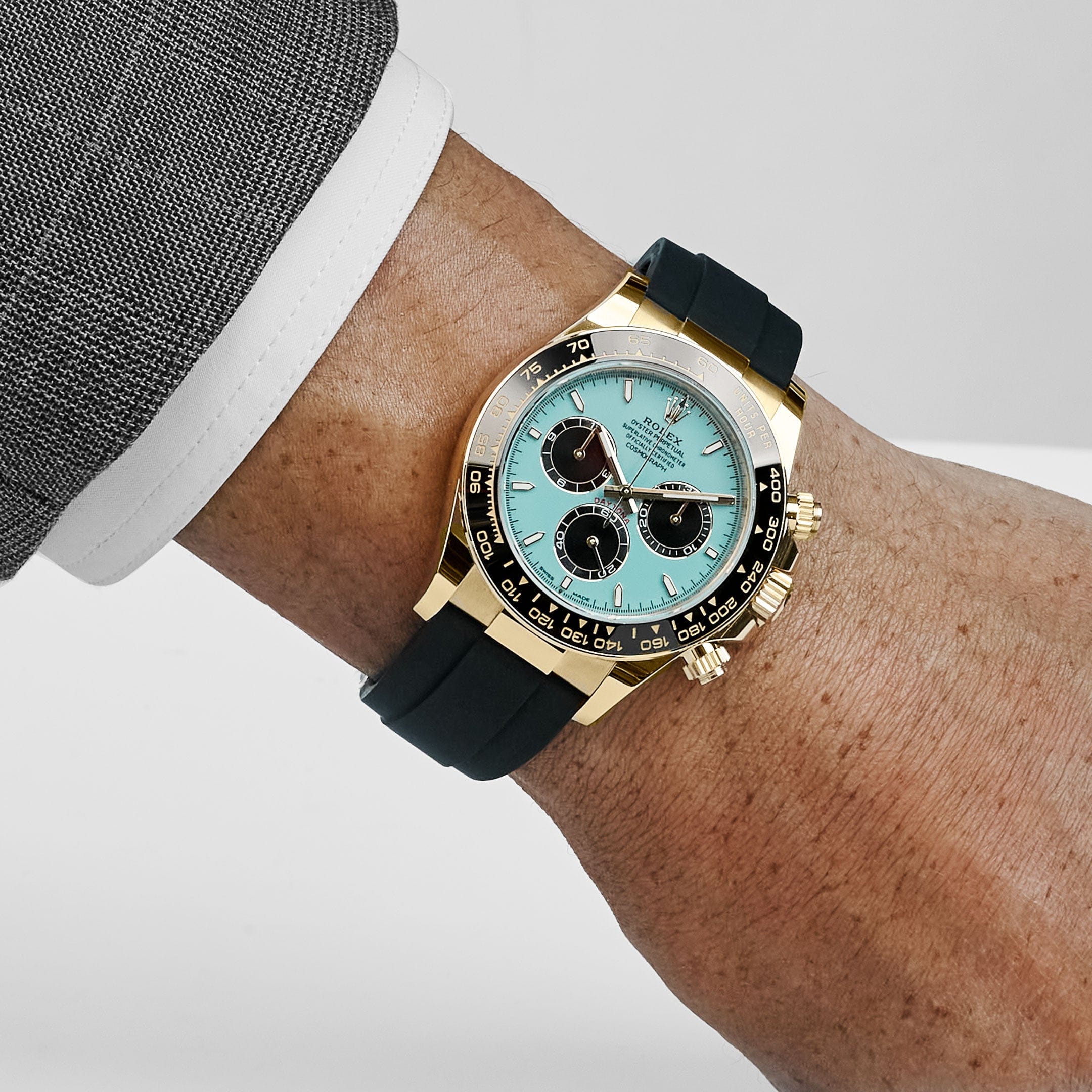 Rolex Daytona 126518LN Yellow Gold Turquoise Dial (2025) – Wrist
