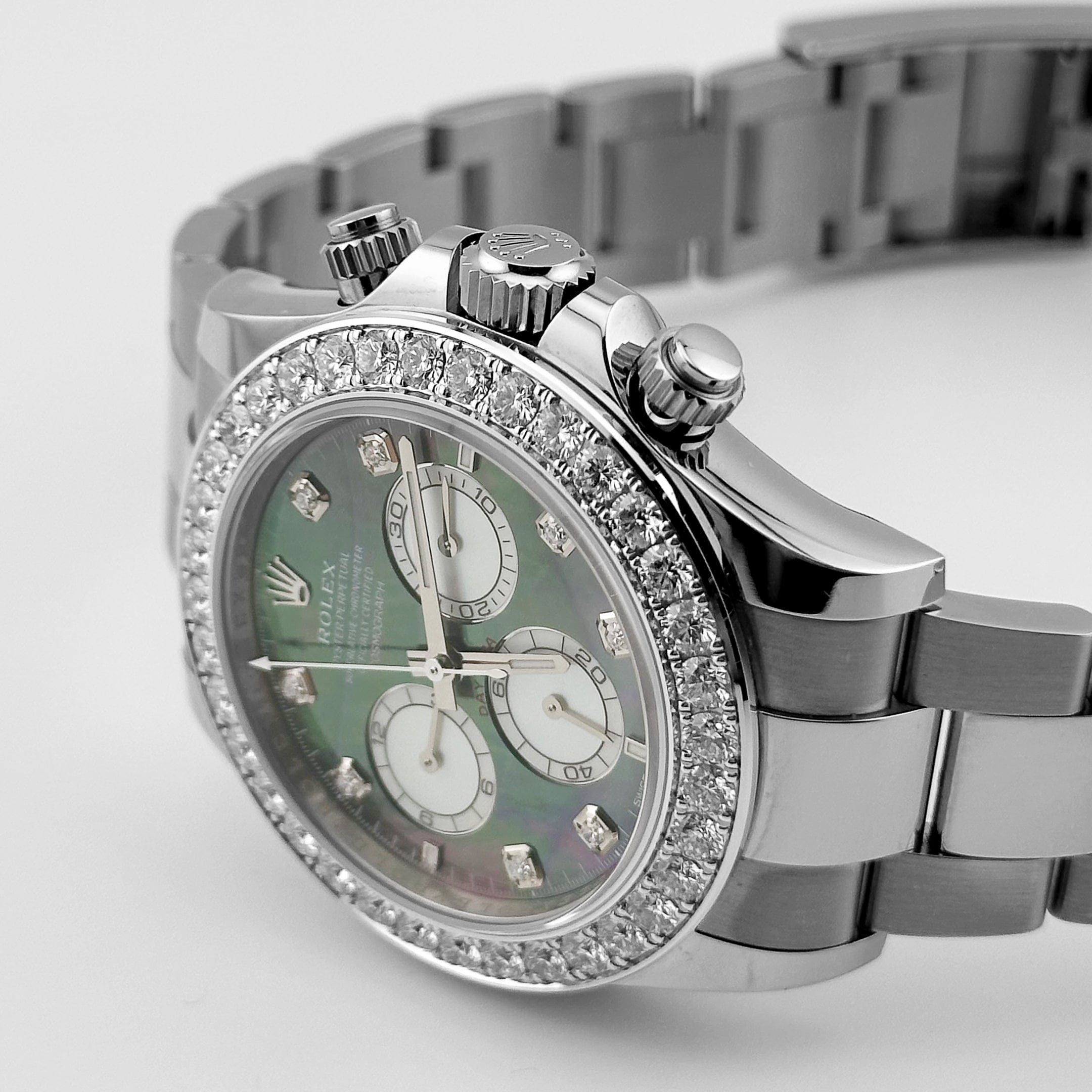 アルマンドゴールド Rolex Daytona 126579RBR White Gold Mother of Pearl Diamond Dial