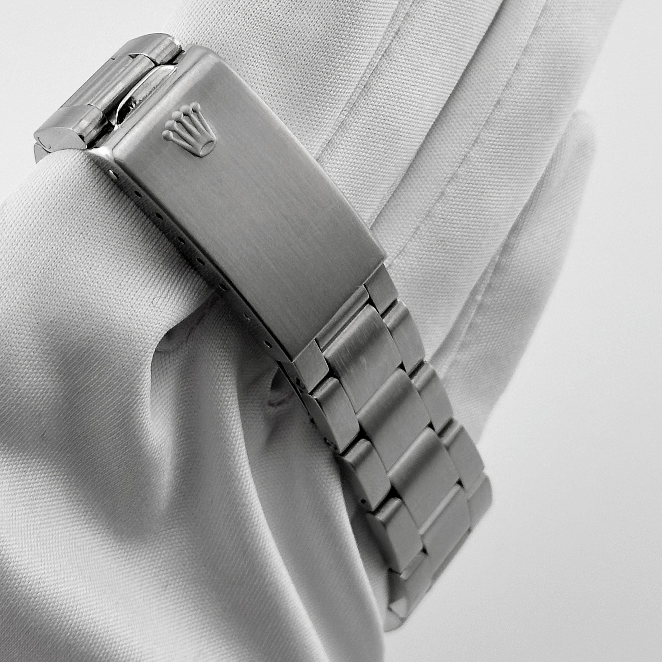 Rolex Daytona 6263 'Big Red' Stainless Steel Black Sigma Dial (1975)