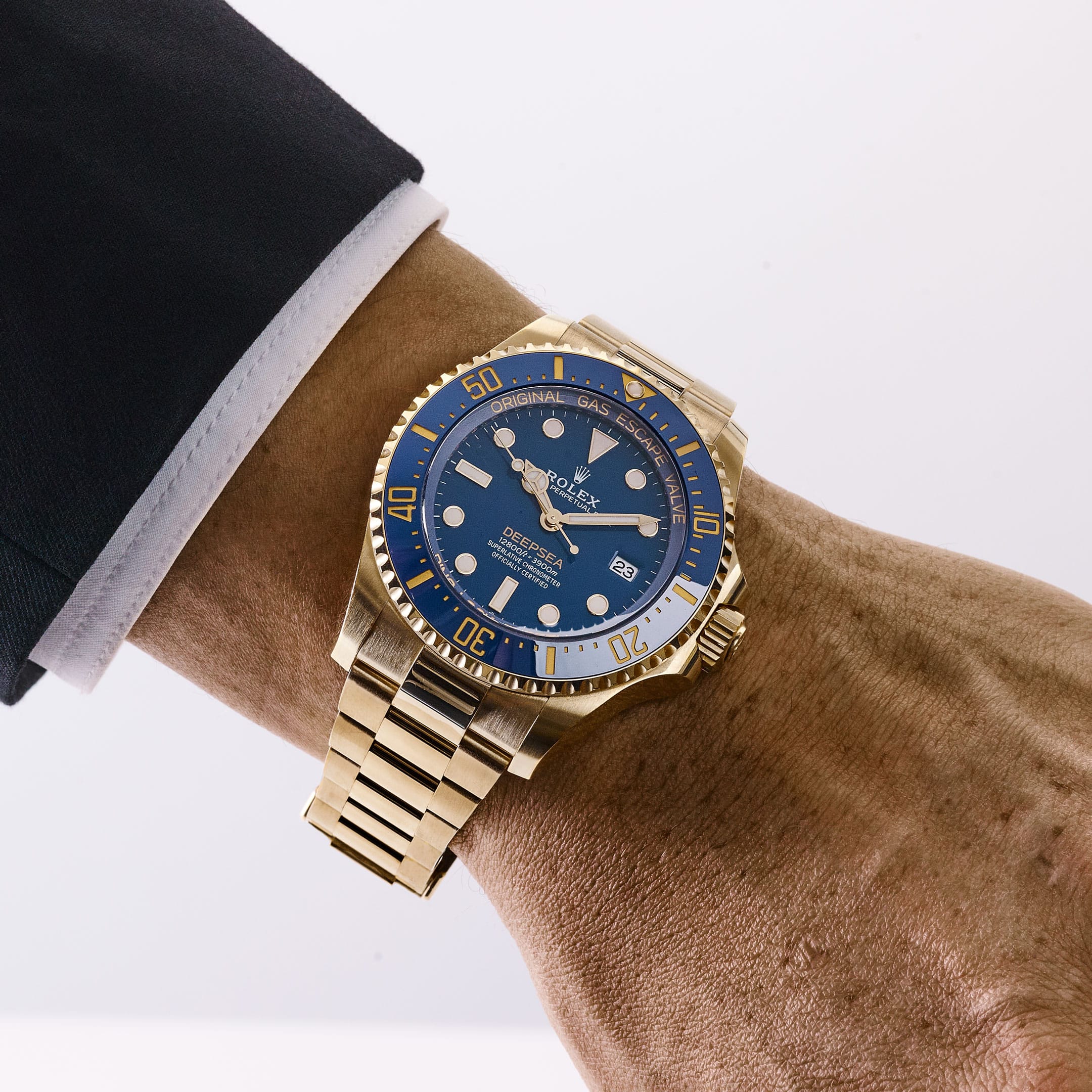 Rolex Deepsea 136668LB Yellow Gold Blue Dial Oyster (2025) – Wrist