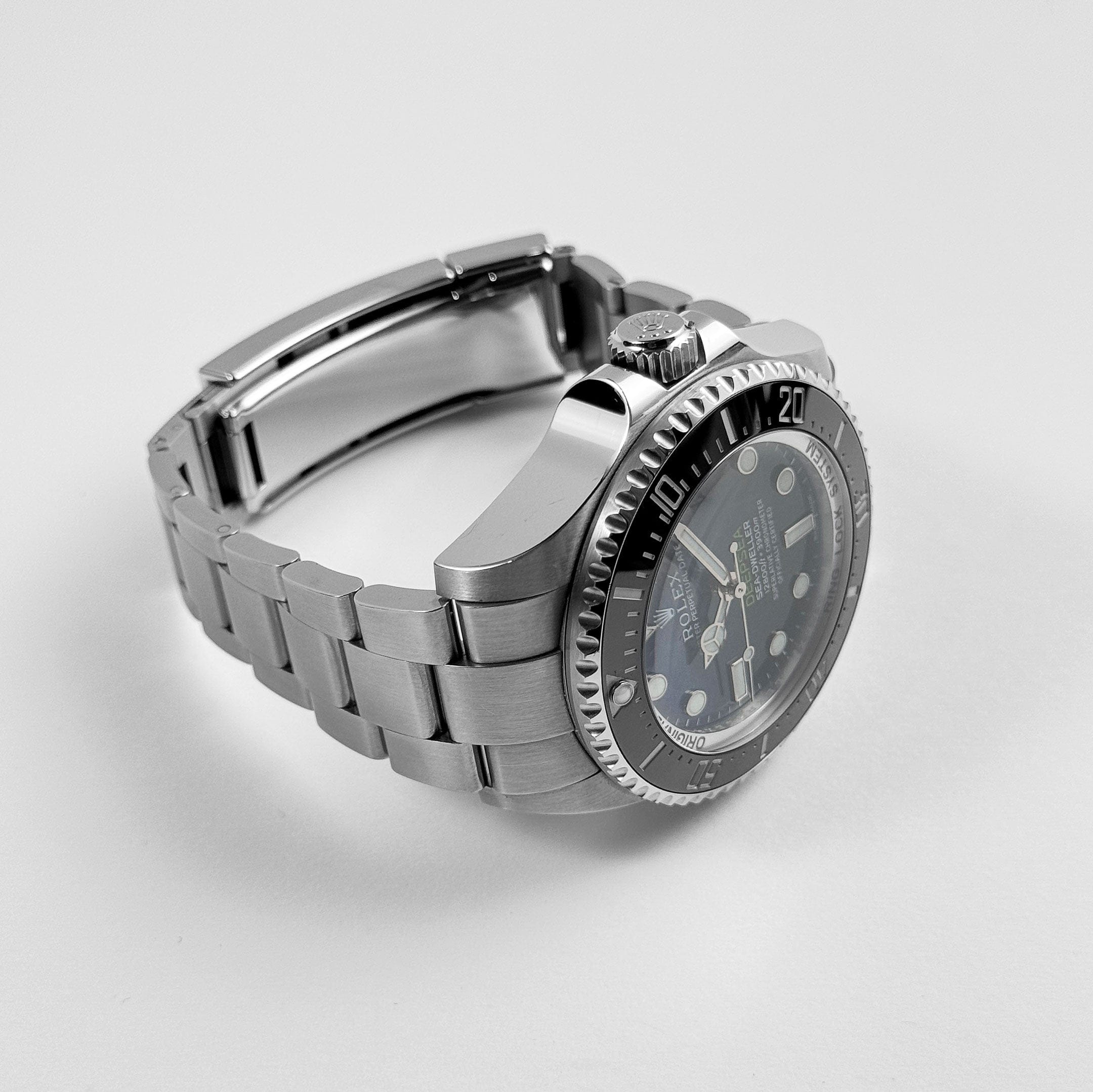 Rolex Deepsea Sea-Dweller 116660 'James Cameron' Blue Dial – Wrist