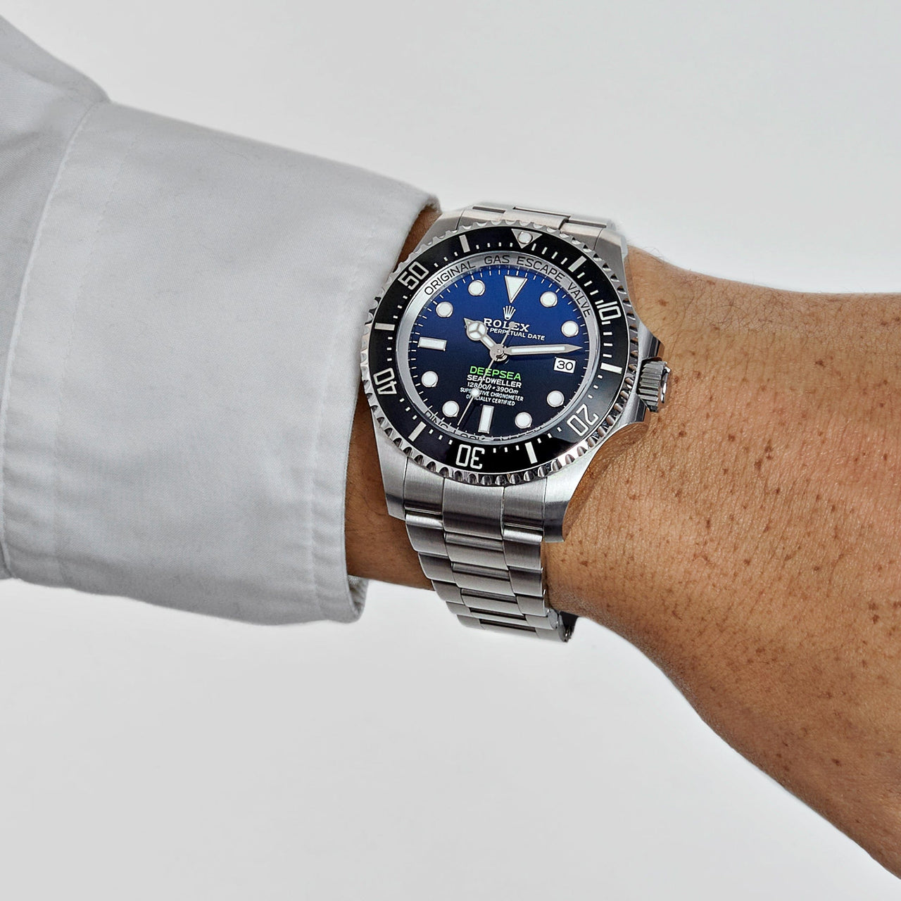 Rolex Deepsea Sea-Dweller 136660 'James Cameron' Stainless Steel Blue Dial (2022)