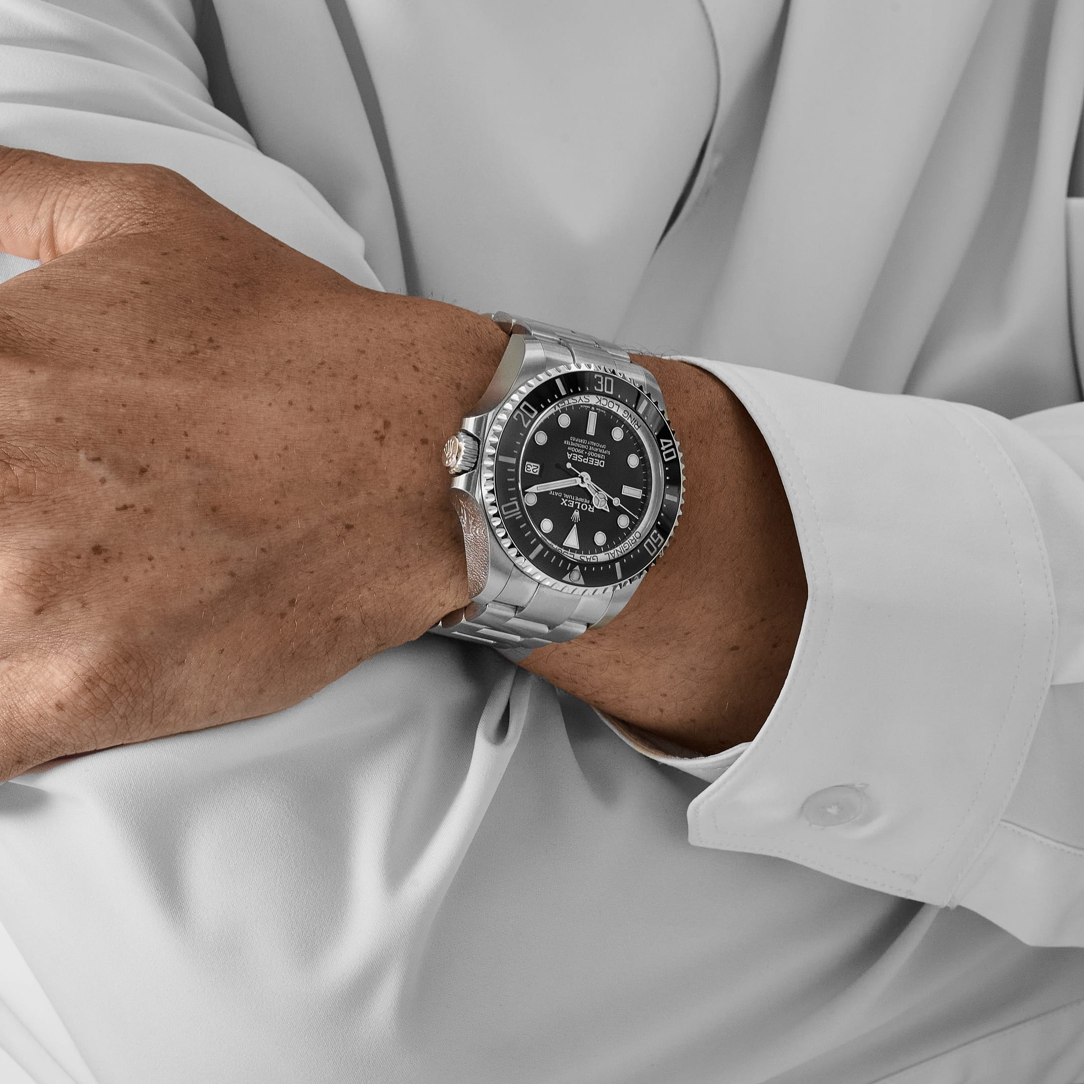 Rolex Deepsea Sea-Dweller 136660 Stainless Steel Black Dial (2026)