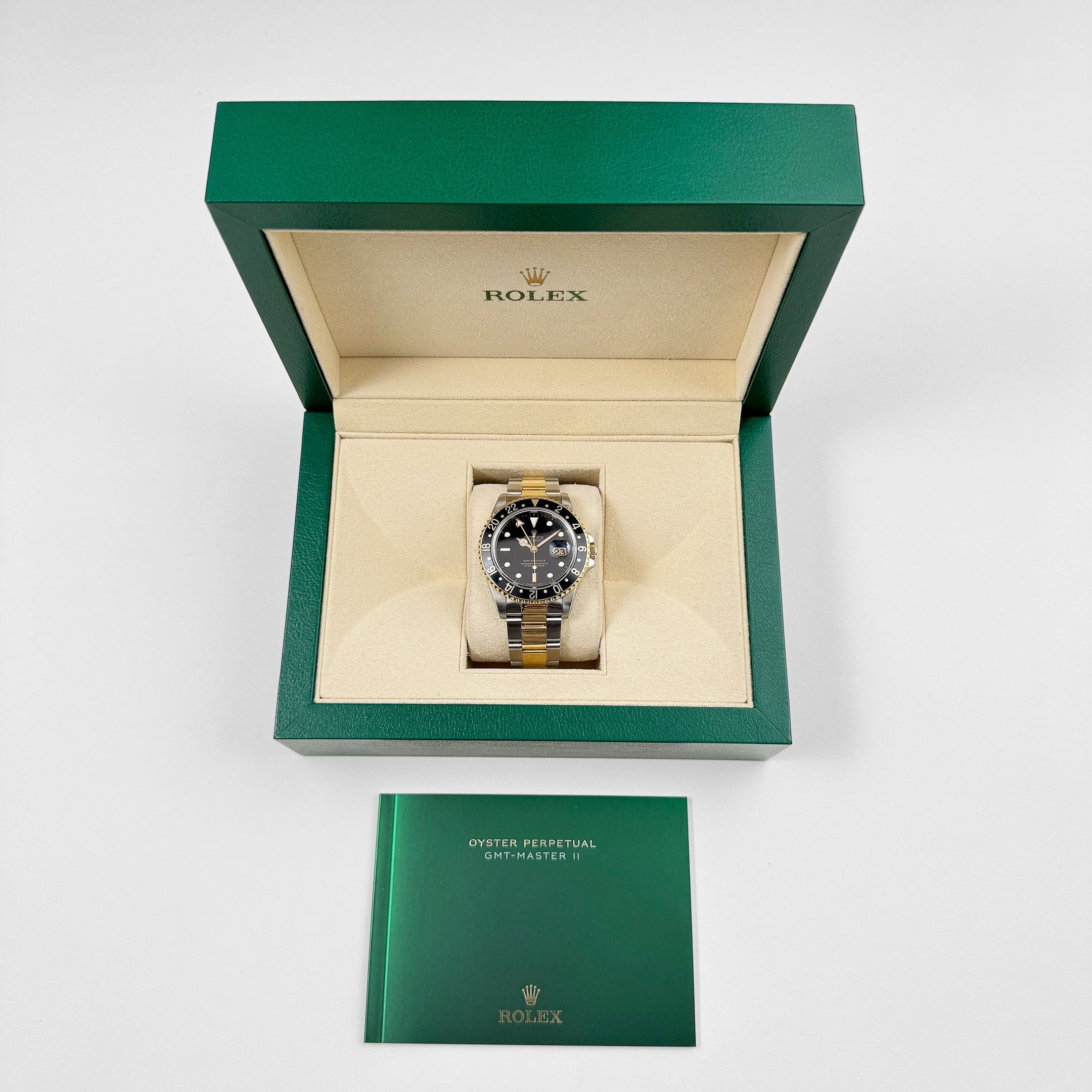 Rolex GMT-Master II 16713 Stainless Steel Yellow Gold Black Dial