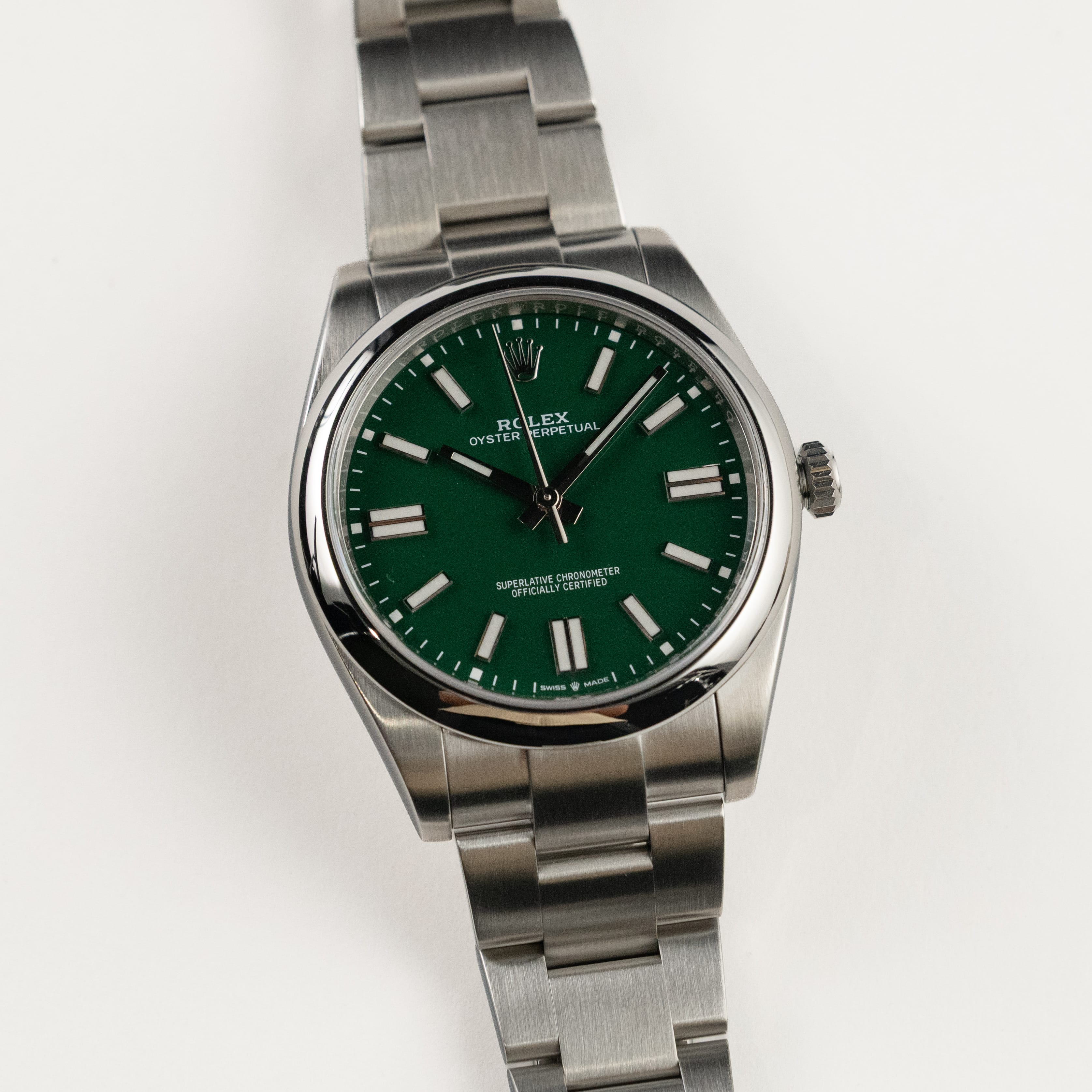 Rolex Oyster Perpetual 41 124300 Stainless Steel Green Dial (2020)